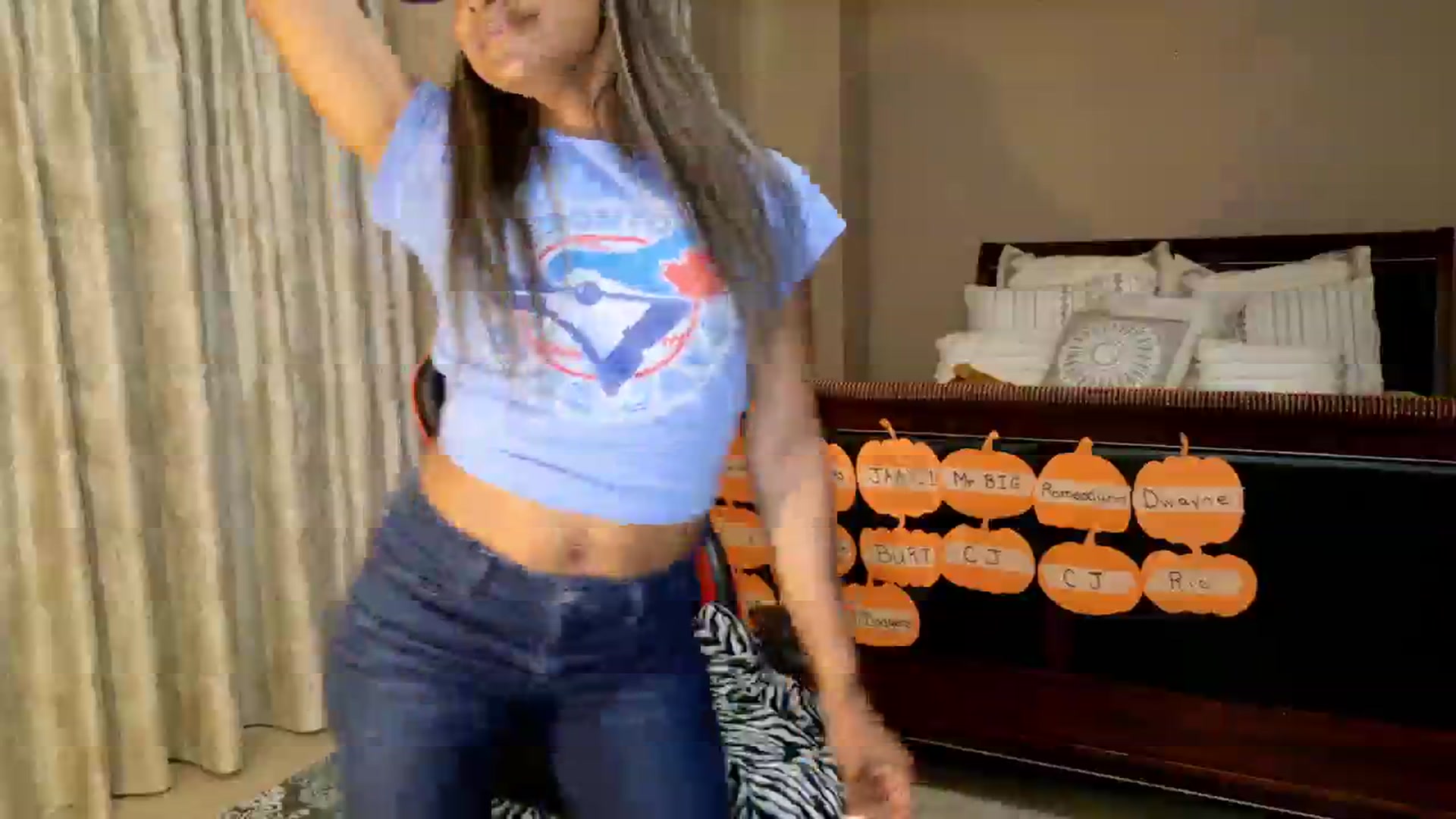 Gallery image thumbnail from Ms_WetNWild's myfreecams stream on, 10/05/2025, 22:08 image 9 of 20