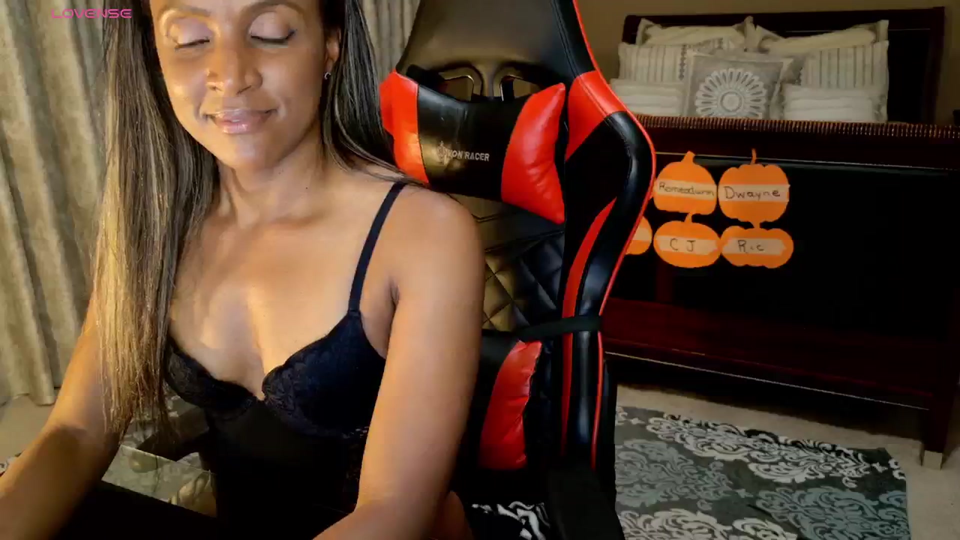 Gallery image thumbnail from Ms_WetNWild's myfreecams stream on, 10/06/2025, 01:57 image 12 of 20
