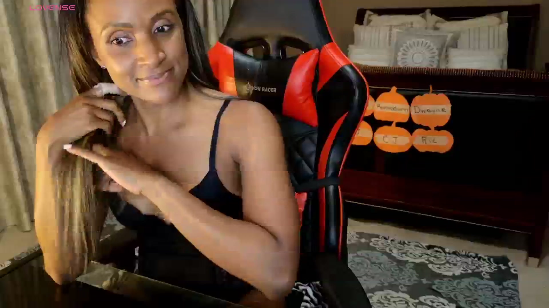 Gallery image thumbnail from Ms_WetNWild's myfreecams stream on, 10/06/2025, 01:57 image 17 of 20
