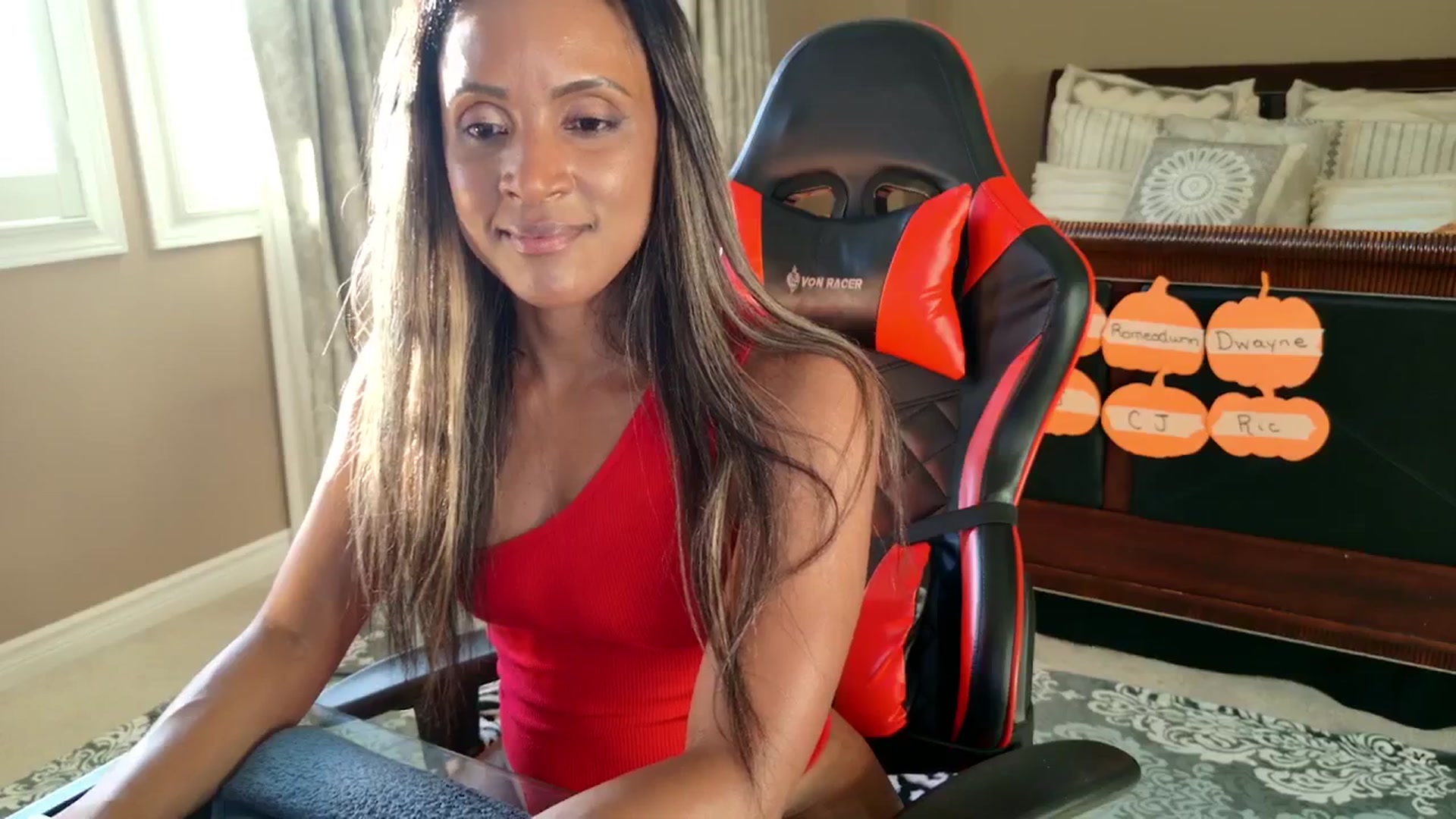 Gallery image thumbnail from Ms_WetNWild's myfreecams stream on, 10/06/2025, 22:18 image 19 of 20