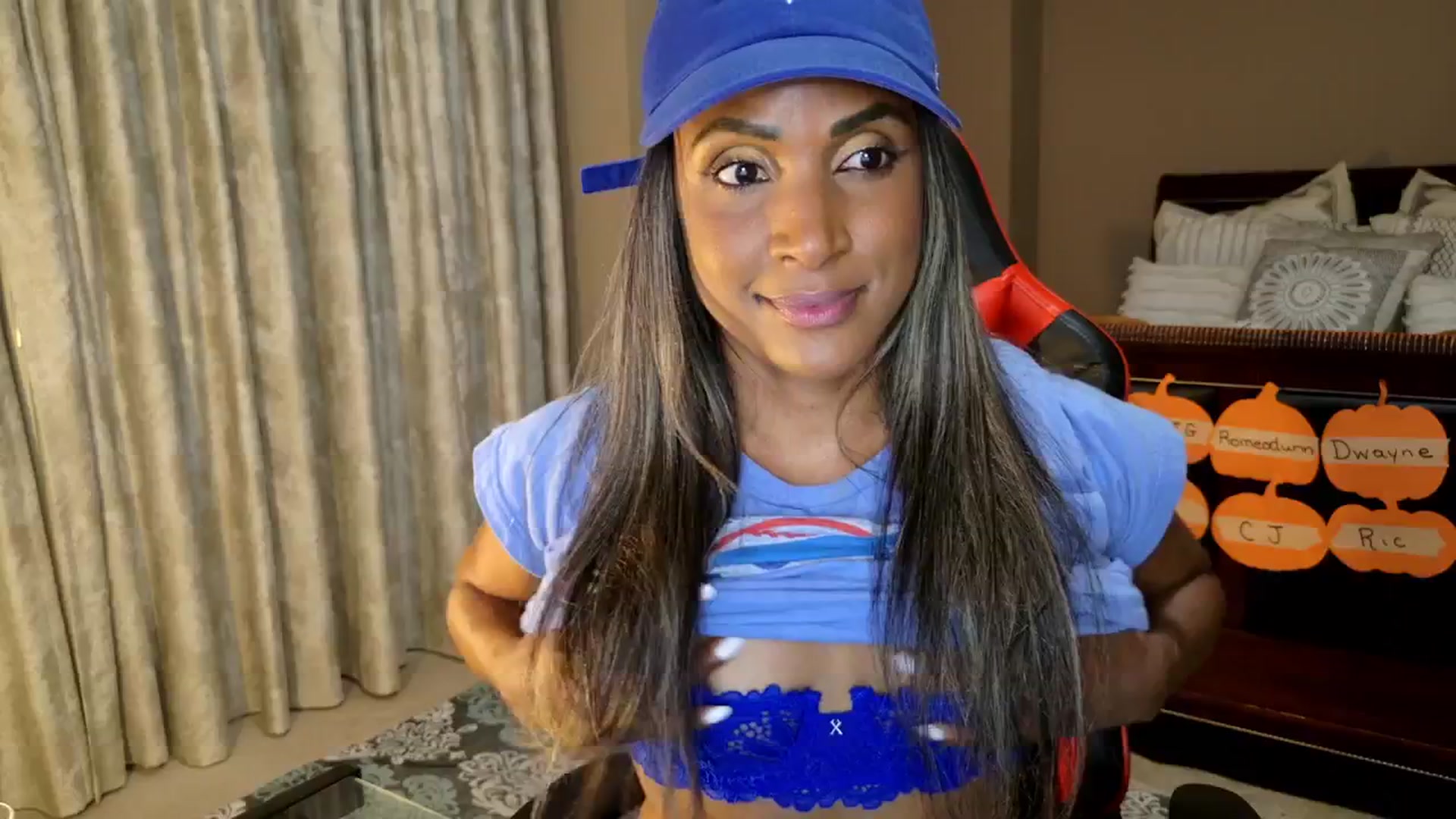 Gallery image thumbnail from Ms_WetNWild's myfreecams stream on, 10/08/2025, 01:23 image 8 of 20