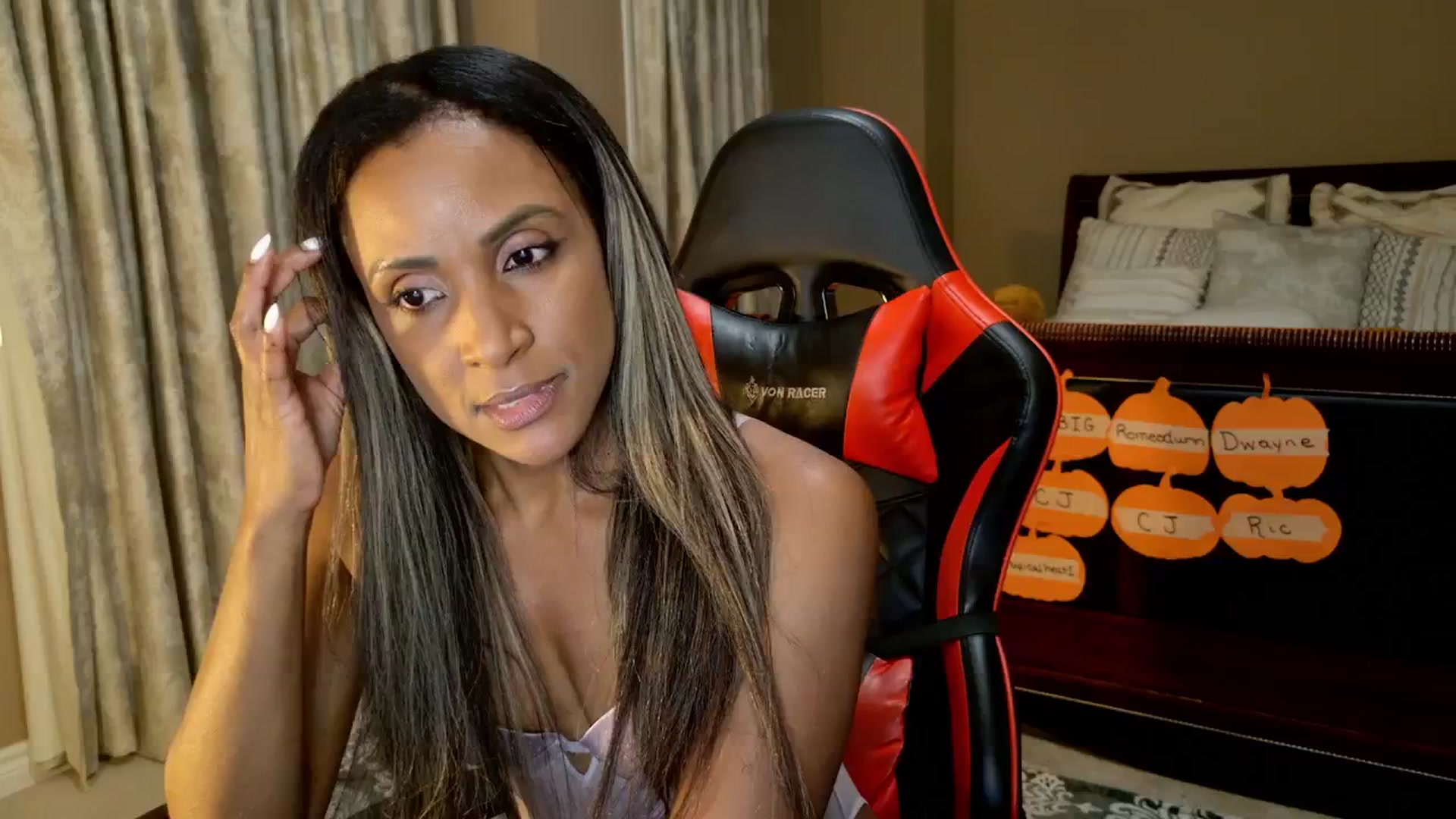 Gallery image thumbnail from Ms_WetNWild's myfreecams stream on, 10/10/2025, 03:14 image 3 of 20