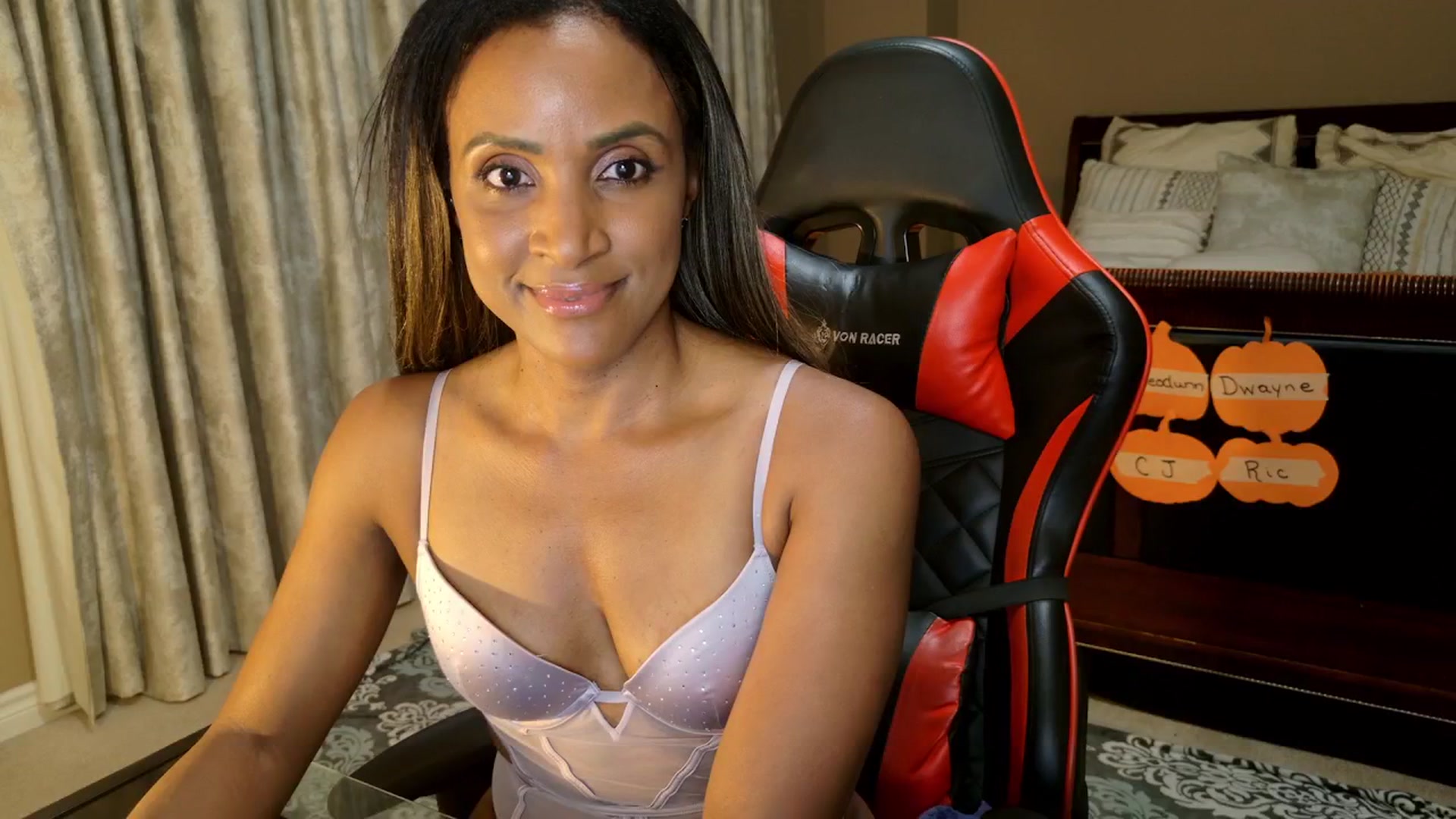 Gallery image thumbnail from Ms_WetNWild's myfreecams stream on, 10/10/2025, 03:14 image 13 of 20