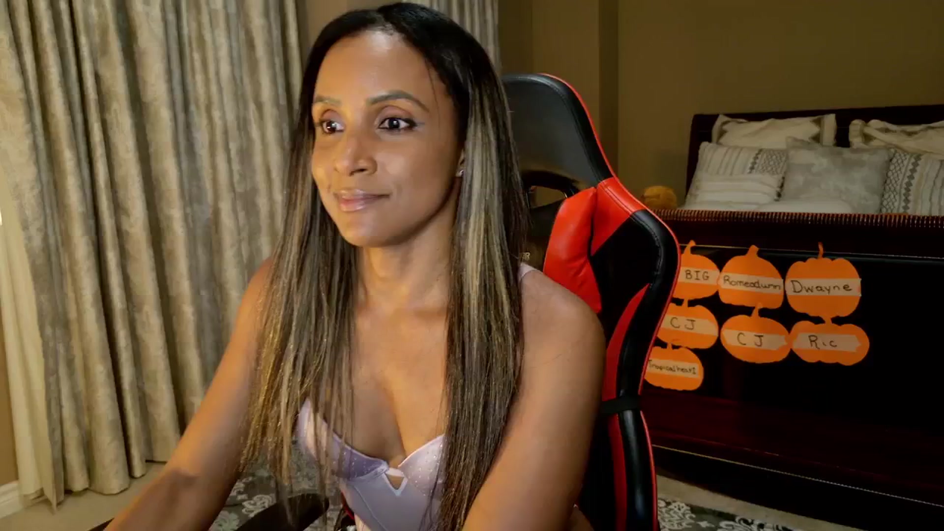Gallery image thumbnail from Ms_WetNWild's myfreecams stream on, 10/10/2025, 03:14 image 5 of 20