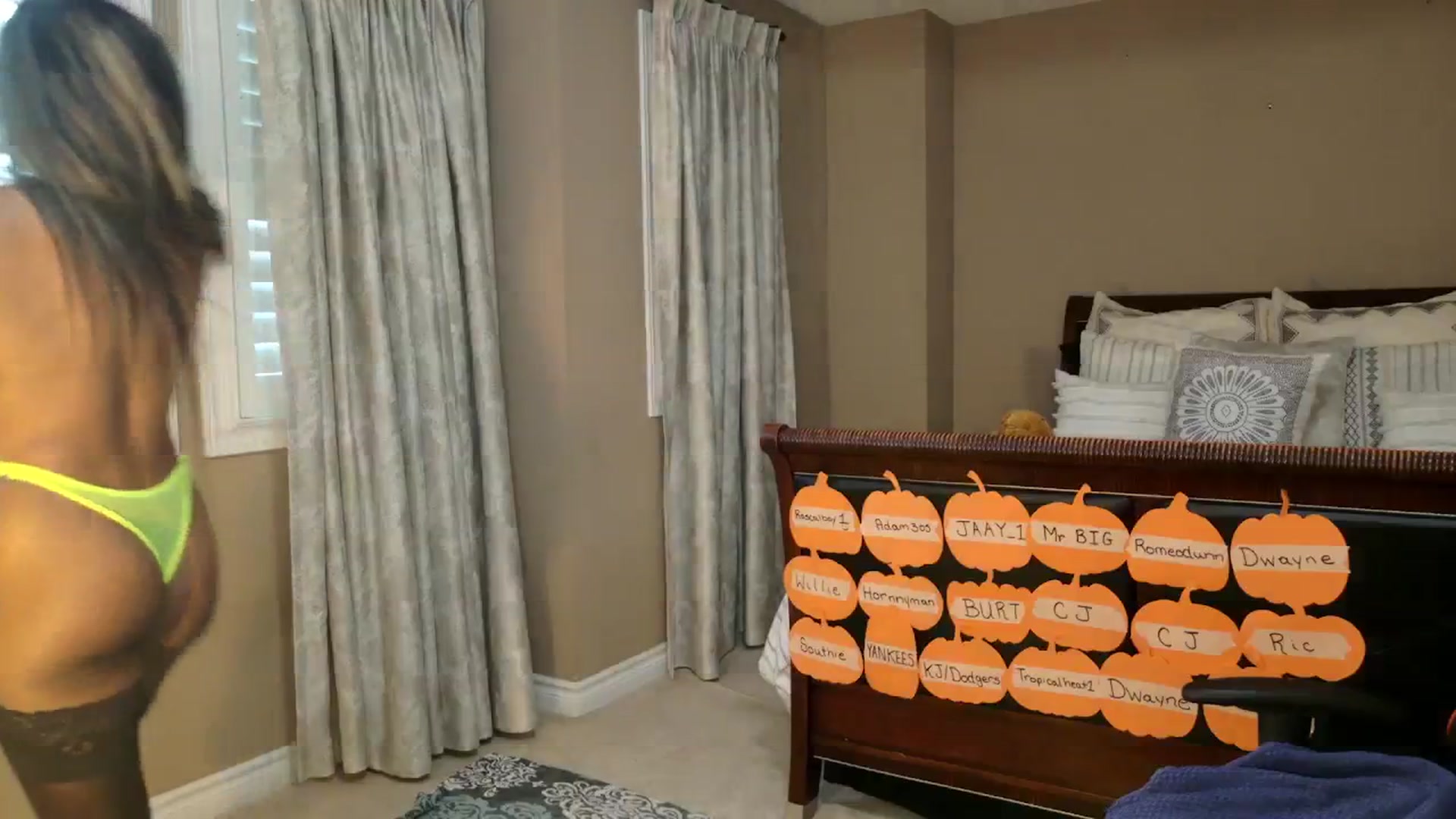 Gallery image thumbnail from Ms_WetNWild's myfreecams stream on, 10/11/2025, 22:45 image 20 of 20
