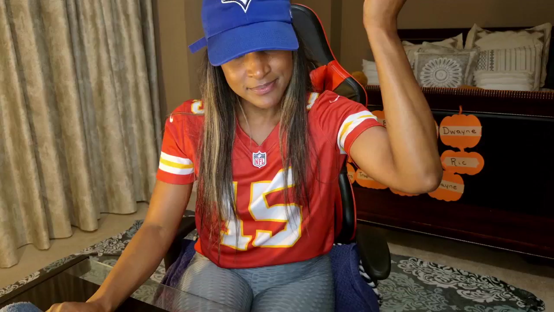 Gallery image thumbnail from Ms_WetNWild's myfreecams stream on, 10/13/2025, 04:33 image 4 of 20