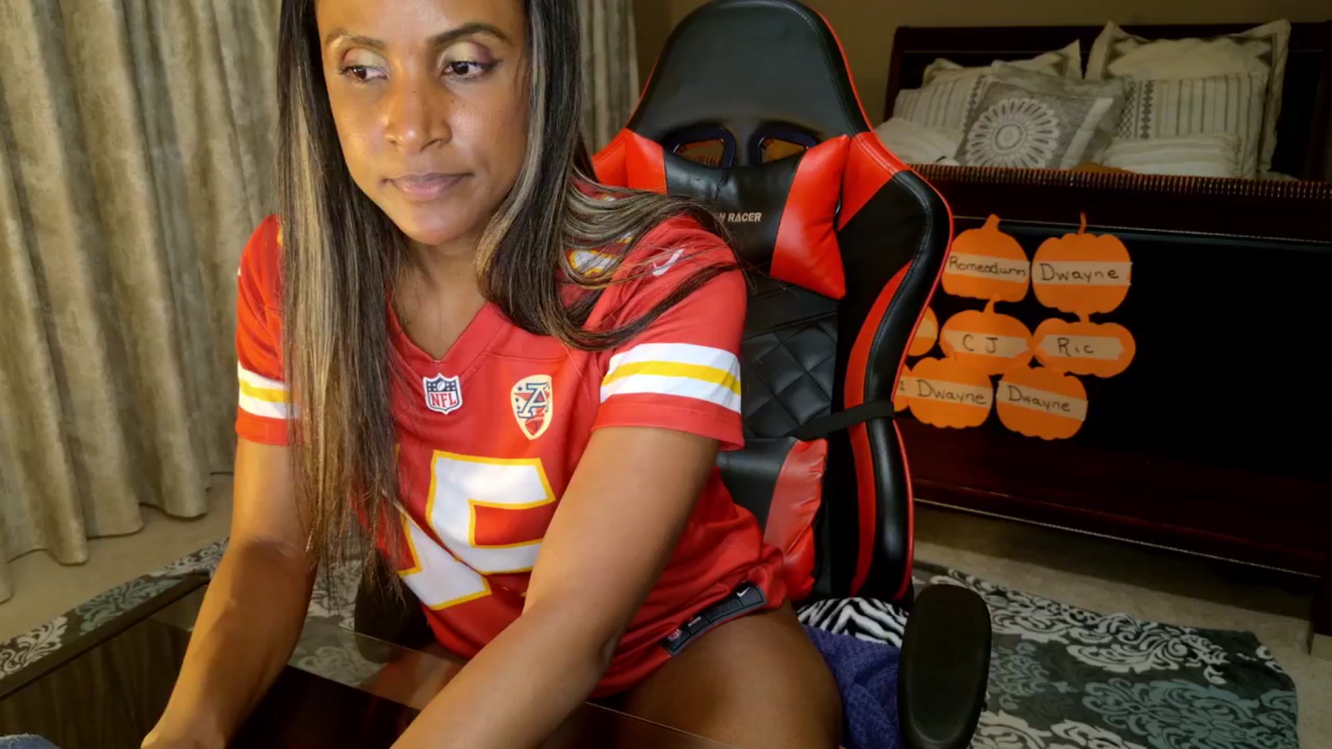 Gallery image thumbnail from Ms_WetNWild's myfreecams stream on, 10/13/2025, 05:47 image 9 of 20