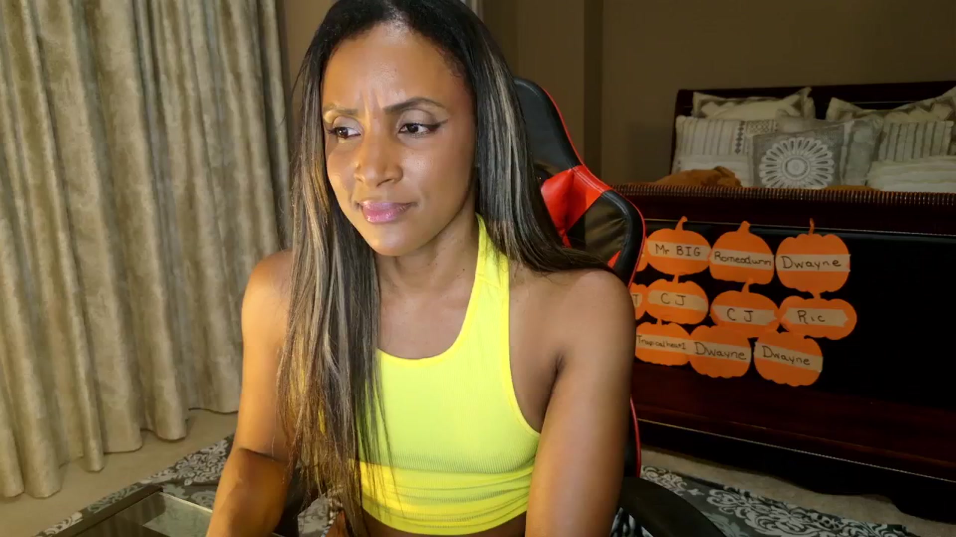 Gallery image thumbnail from Ms_WetNWild's myfreecams stream on, 10/15/2025, 24:06 image 15 of 20