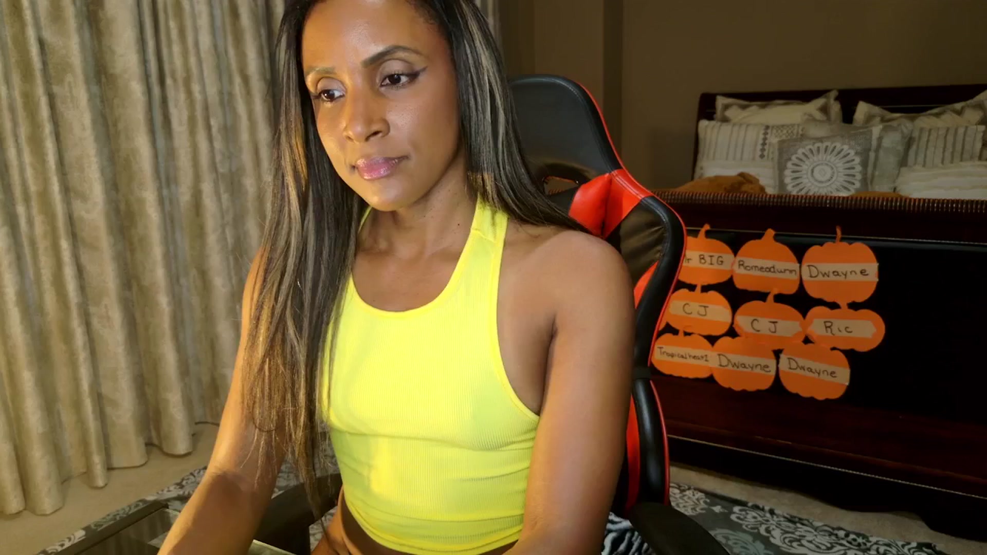 Gallery image thumbnail from Ms_WetNWild's myfreecams stream on, 10/15/2025, 24:06 image 8 of 20