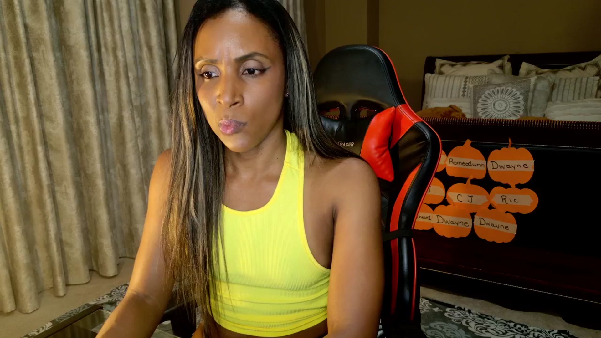 Gallery image thumbnail from Ms_WetNWild's myfreecams stream on, 10/15/2025, 24:06 image 16 of 20
