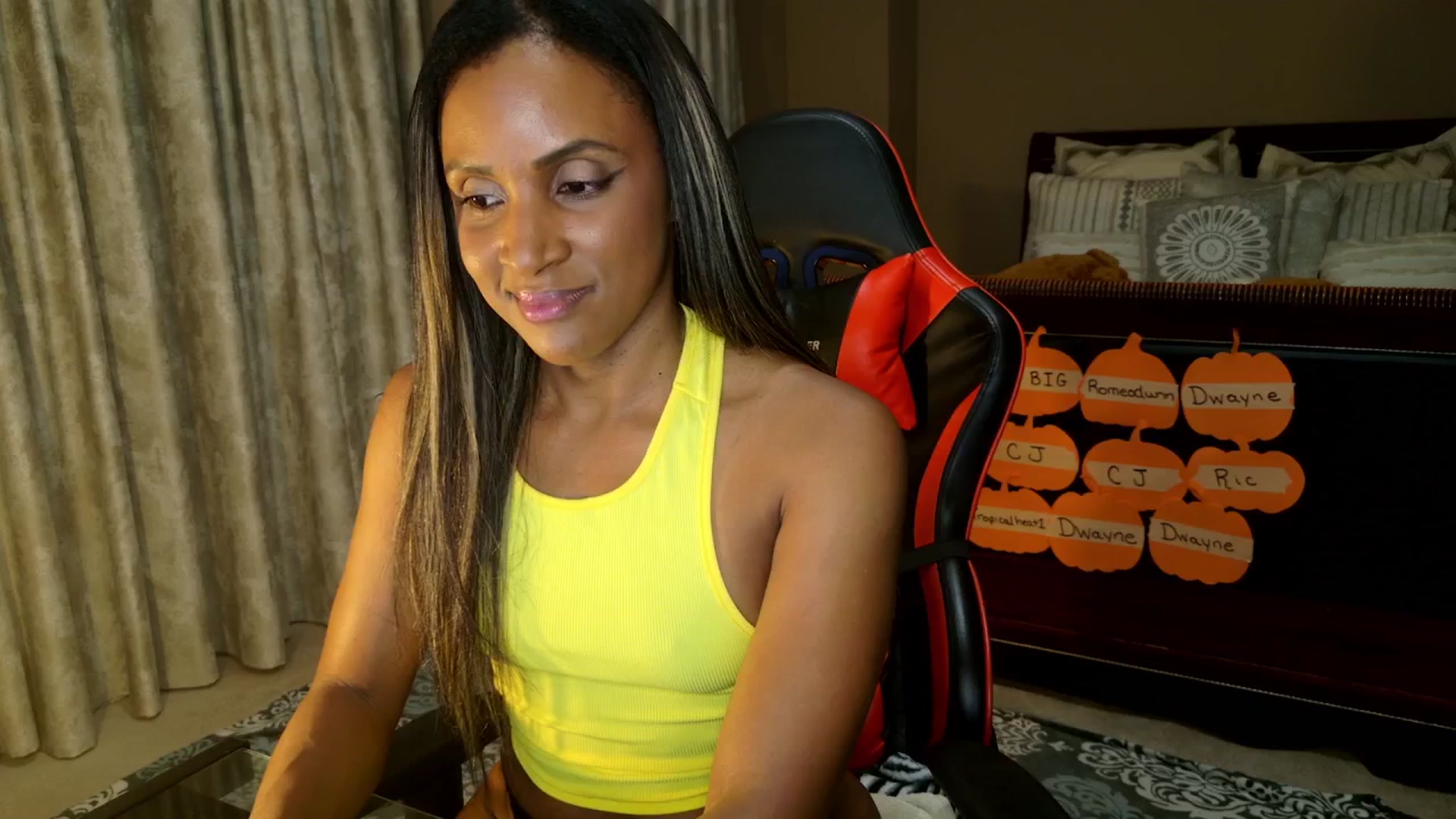 Gallery image thumbnail from Ms_WetNWild's myfreecams stream on, 10/15/2025, 24:06 image 1 of 20