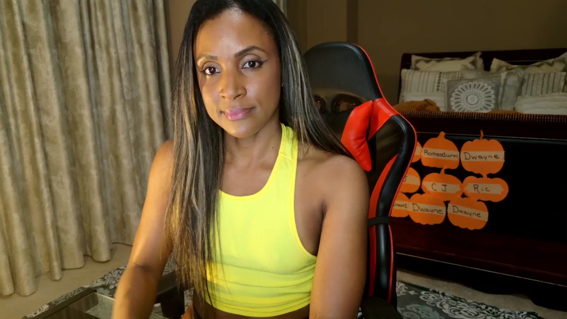 Gallery image thumbnail from Ms_WetNWild's myfreecams stream on, 10/15/2025, 24:06 image 17 of 20