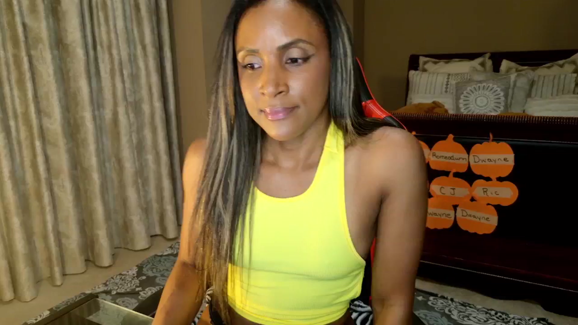 Gallery image thumbnail from Ms_WetNWild's myfreecams stream on, 10/15/2025, 24:06 image 13 of 20
