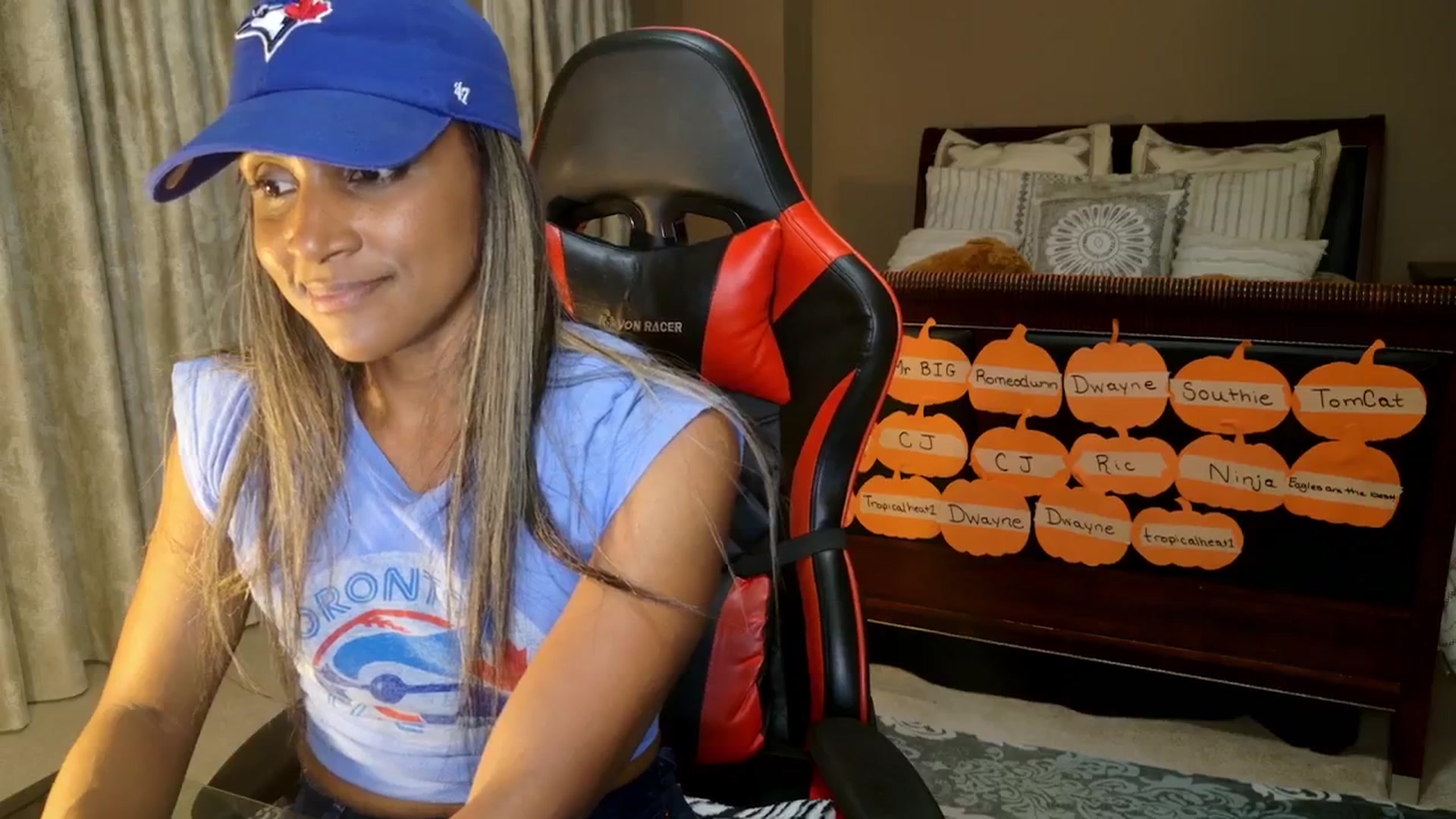 Gallery image thumbnail from Ms_WetNWild's myfreecams stream on, 10/16/2025, 04:28 image 4 of 20