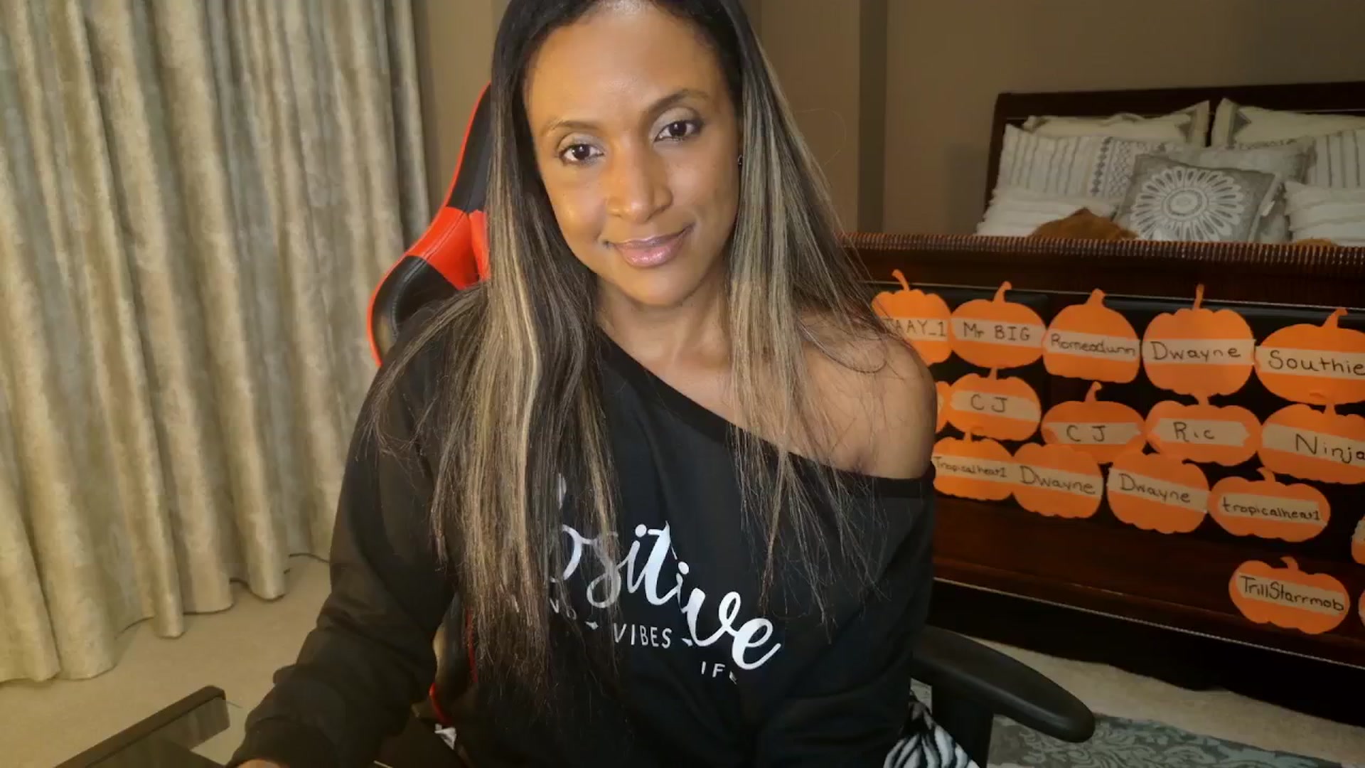 Gallery image thumbnail from Ms_WetNWild's myfreecams stream on, 10/18/2025, 02:59 image 6 of 20