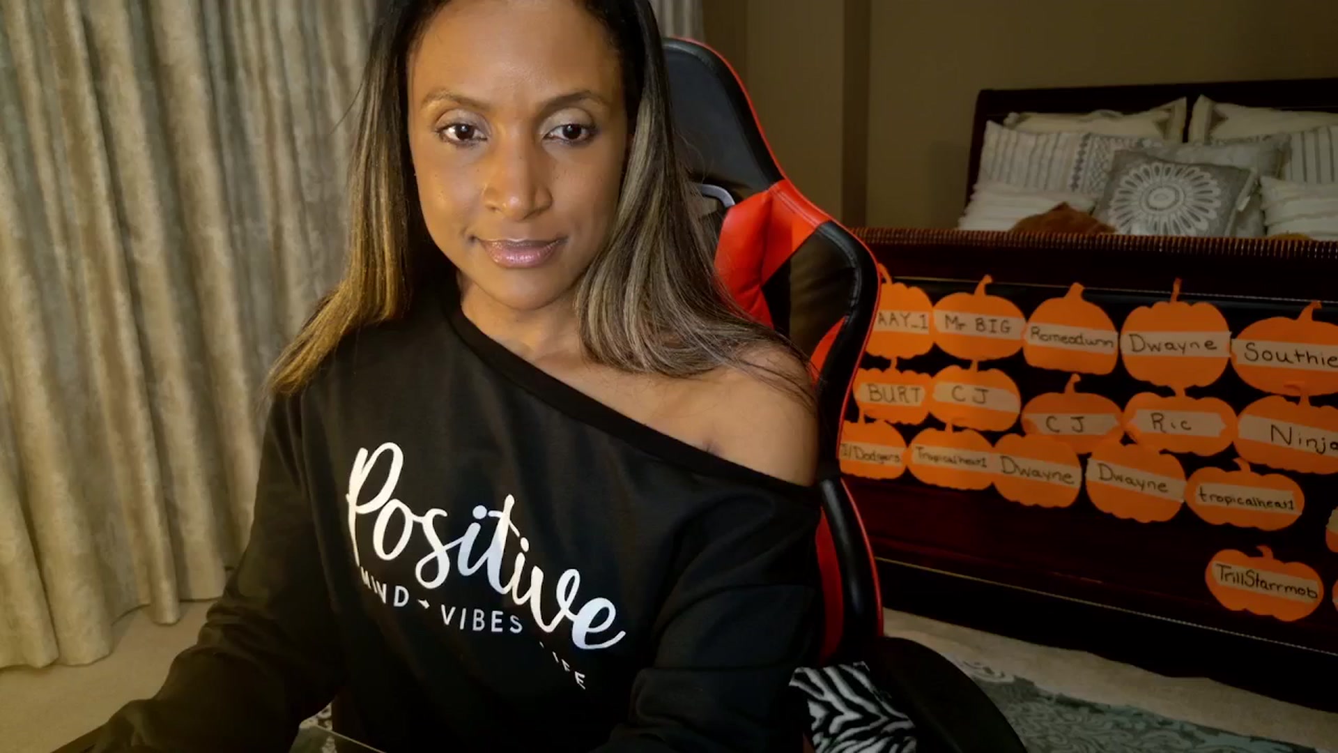 Gallery image thumbnail from Ms_WetNWild's myfreecams stream on, 10/18/2025, 02:59 image 12 of 20