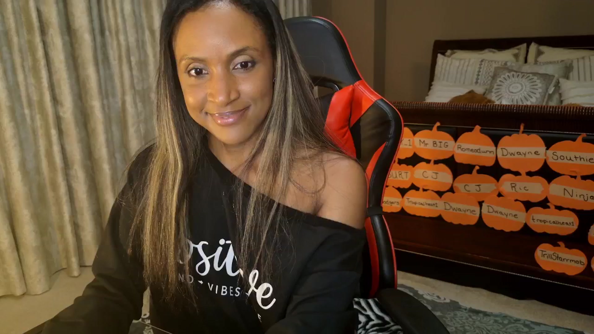 Gallery image thumbnail from Ms_WetNWild's myfreecams stream on, 10/18/2025, 02:59 image 9 of 20