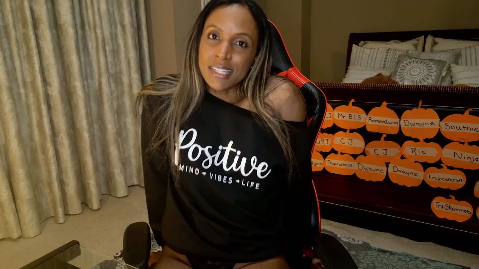 Gallery image thumbnail from Ms_WetNWild's myfreecams stream on, 10/18/2025, 02:59 image 17 of 20