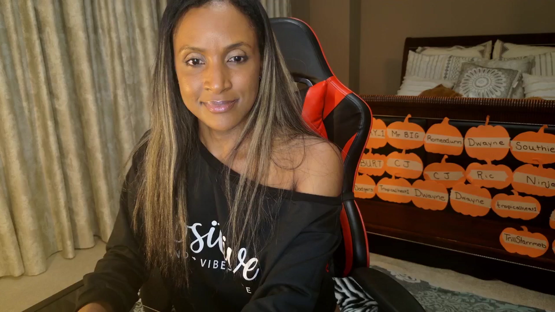 Gallery image thumbnail from Ms_WetNWild's myfreecams stream on, 10/18/2025, 02:59 image 7 of 20