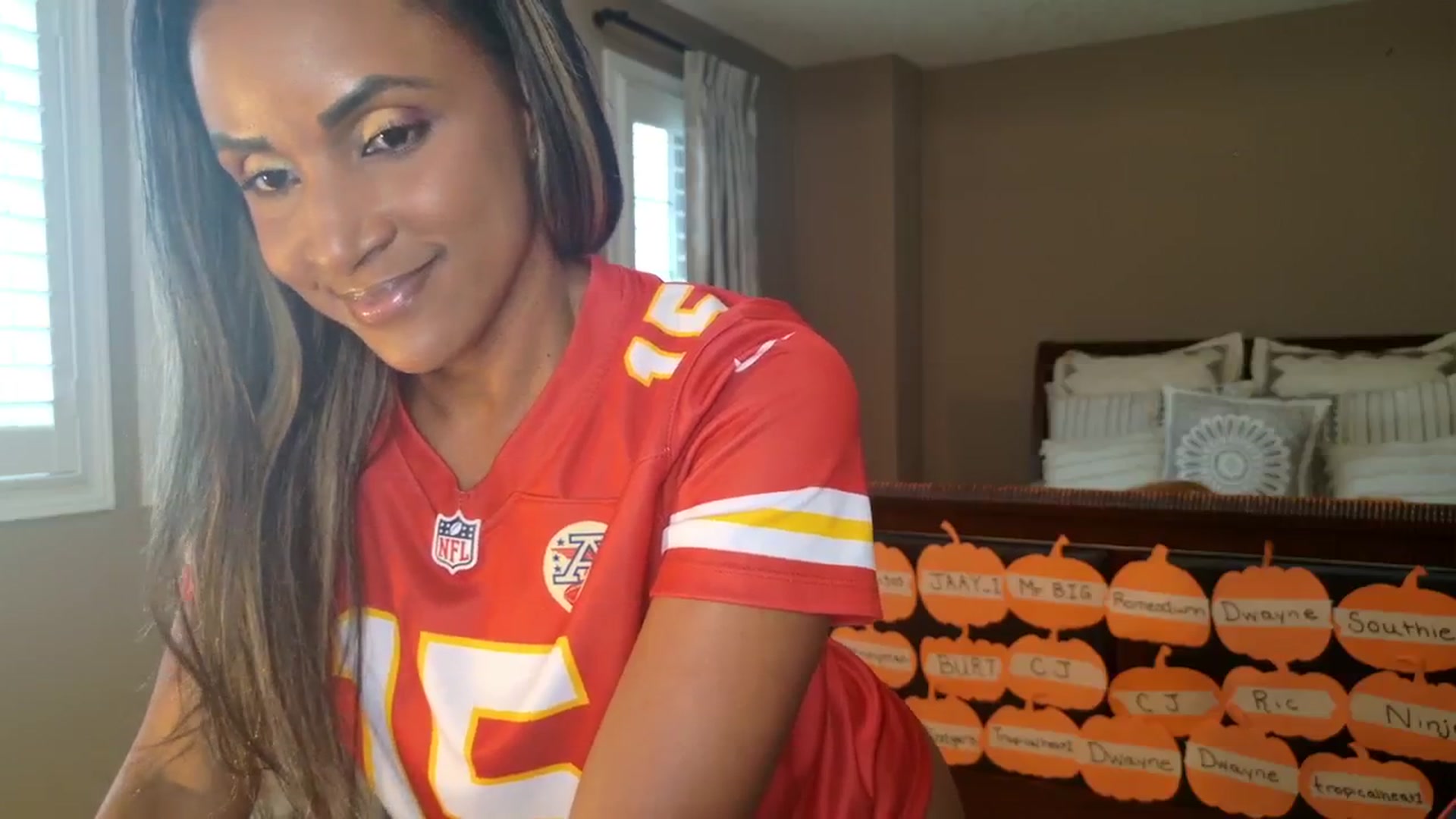 Gallery image thumbnail from Ms_WetNWild's myfreecams stream on, 10/19/2025, 17:37 image 16 of 20