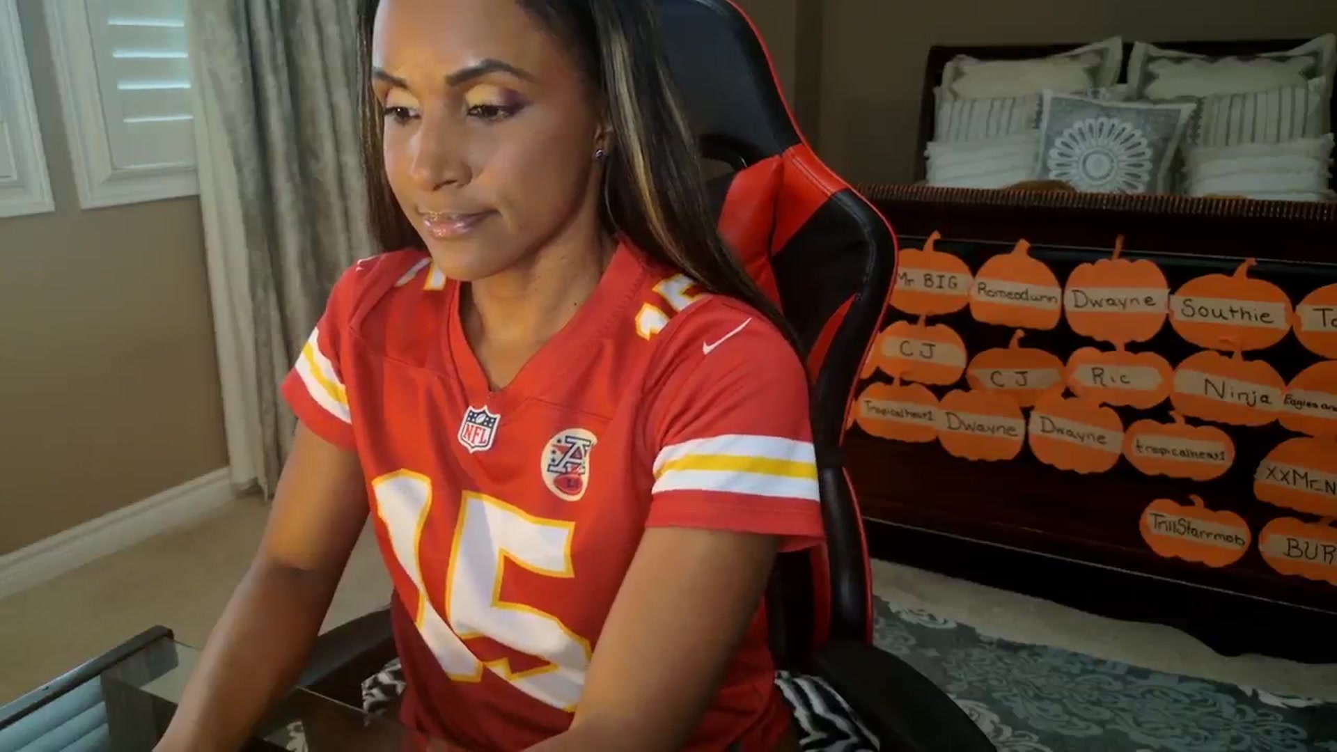 Gallery image thumbnail from Ms_WetNWild's myfreecams stream on, 10/19/2025, 17:37 image 9 of 20