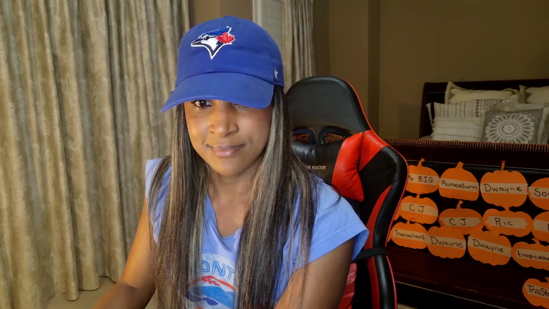 Gallery image thumbnail from Ms_WetNWild's myfreecams stream on, 10/21/2025, 01:25 image 7 of 20