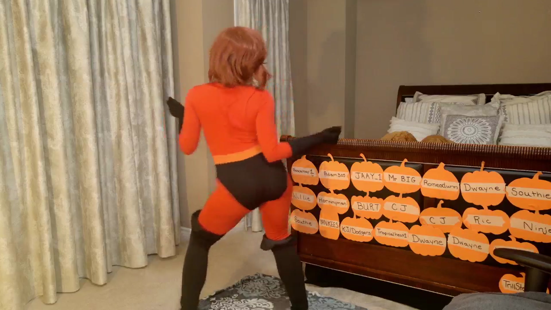 Gallery image thumbnail from Ms_WetNWild's myfreecams stream on, 10/23/2025, 04:26 image 5 of 20