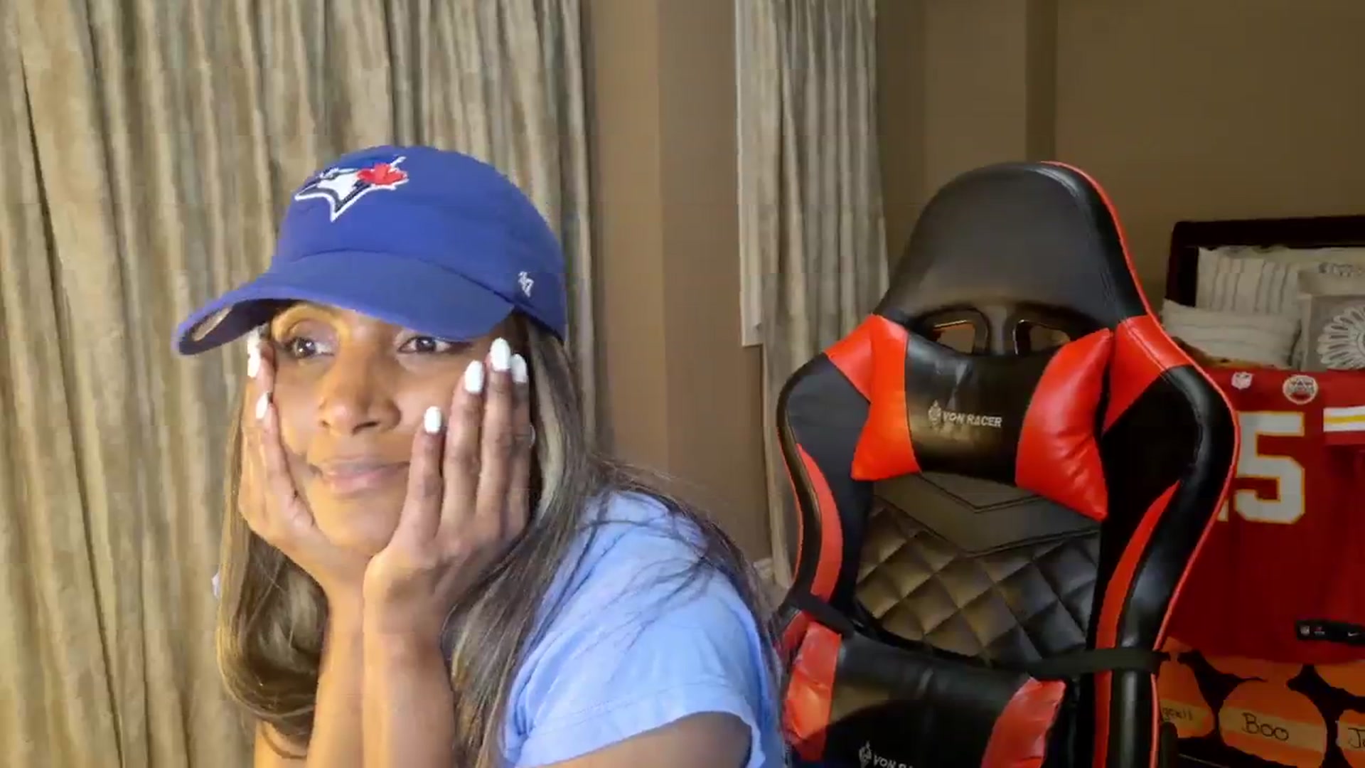 Gallery image thumbnail from Ms_WetNWild's myfreecams stream on, 10/28/2025, 06:06 image 8 of 20