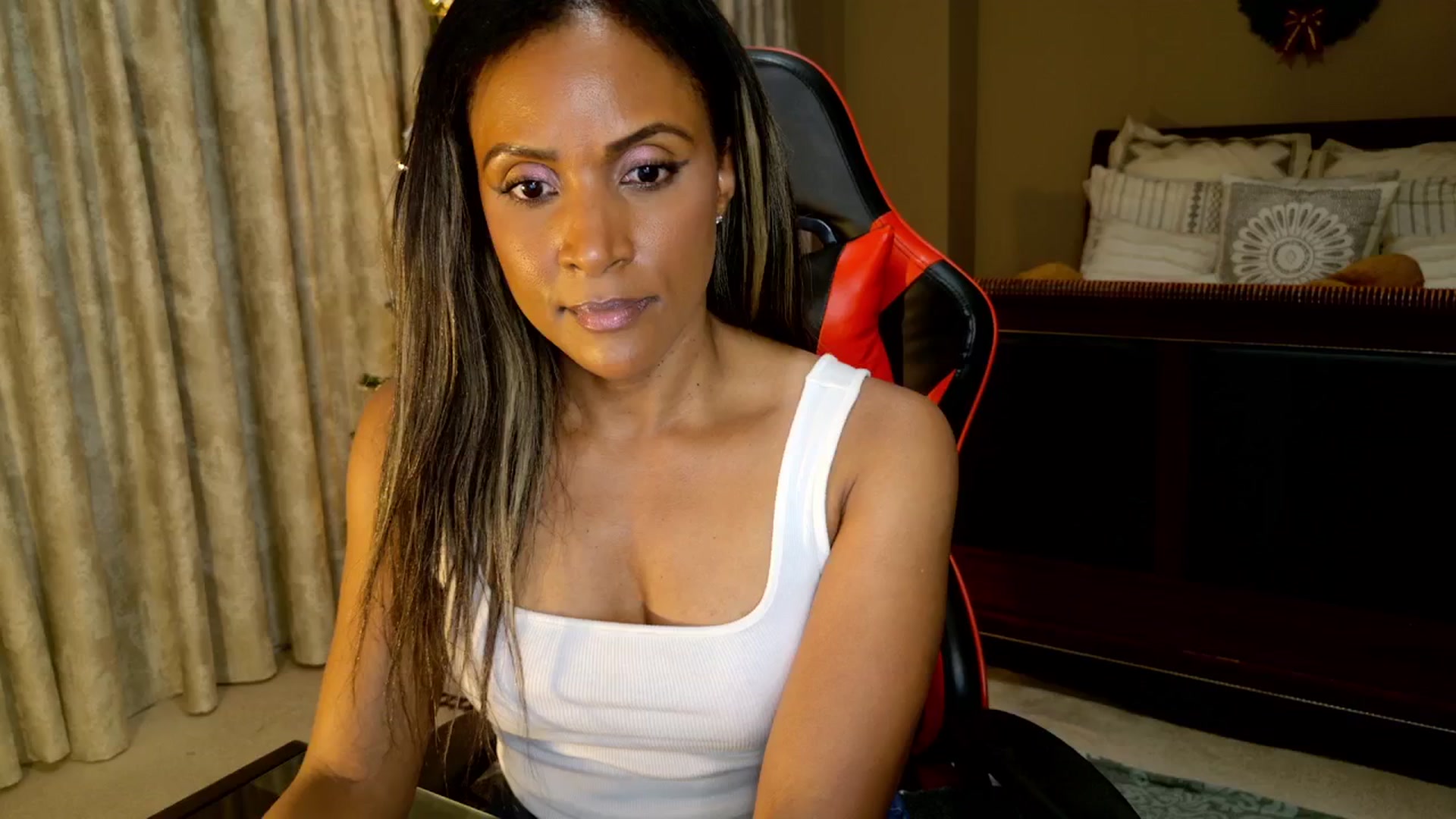Gallery image thumbnail from Ms_WetNWild's myfreecams stream on, 12/05/2025, 18:05 image 19 of 20