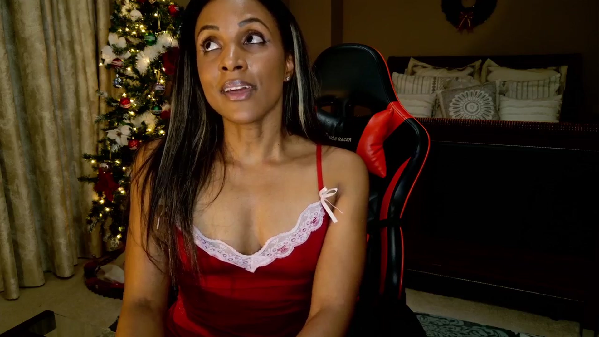 Gallery image thumbnail from Ms_WetNWild's myfreecams stream on, 12/07/2025, 04:50 image 7 of 20