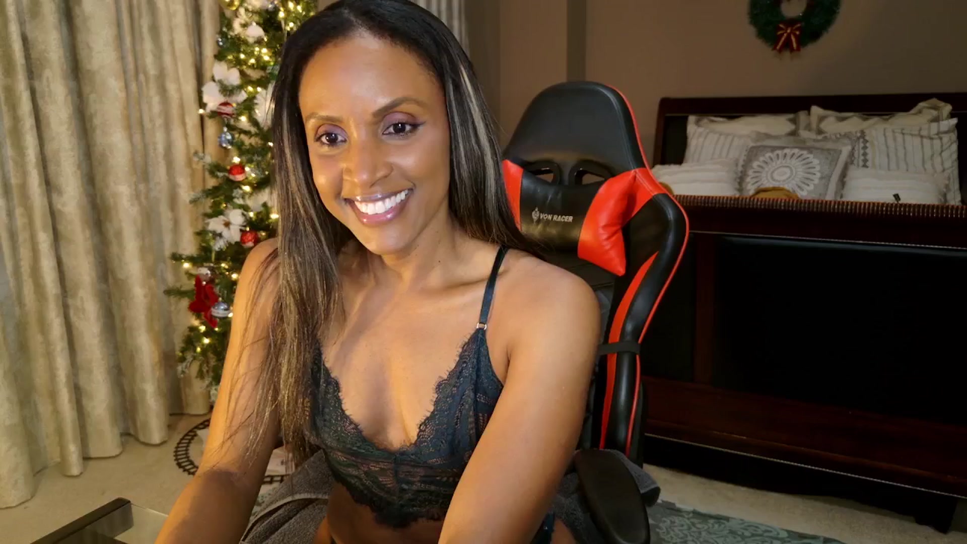 Gallery image thumbnail from Ms_WetNWild's myfreecams stream on, 12/09/2025, 04:23 image 1 of 20