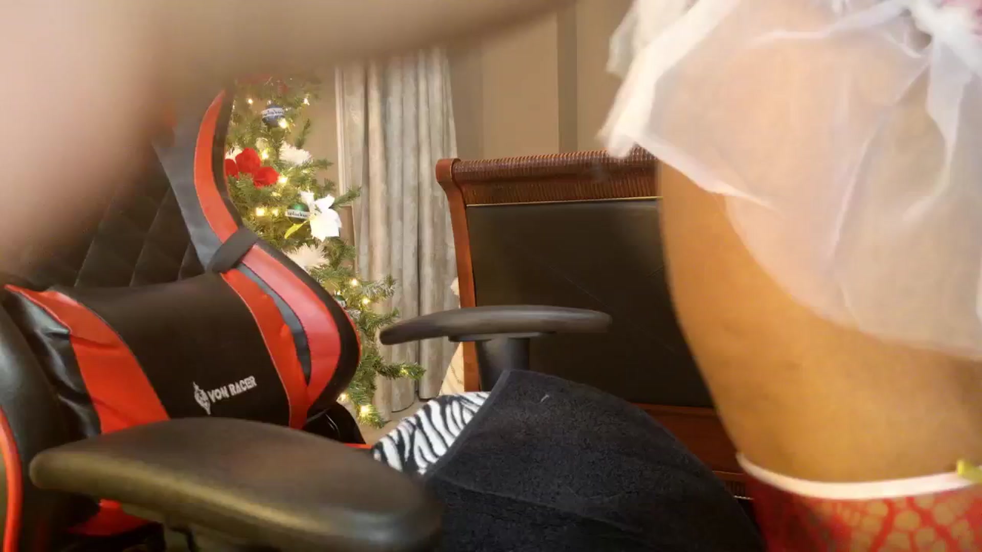 Gallery image thumbnail from Ms_WetNWild's myfreecams stream on, 12/13/2025, 24:01 image 19 of 20