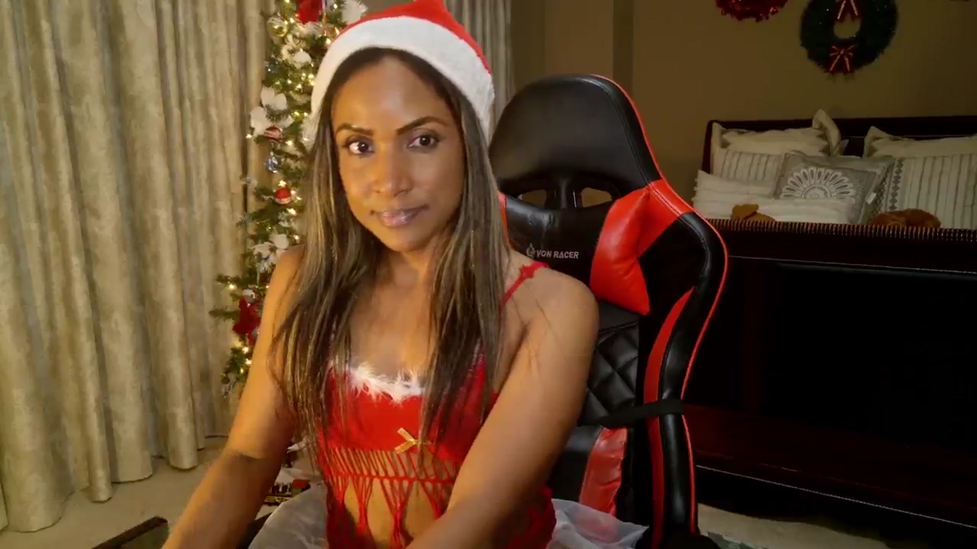 Gallery image thumbnail from Ms_WetNWild's myfreecams stream on, 12/13/2025, 03:33 image 15 of 20