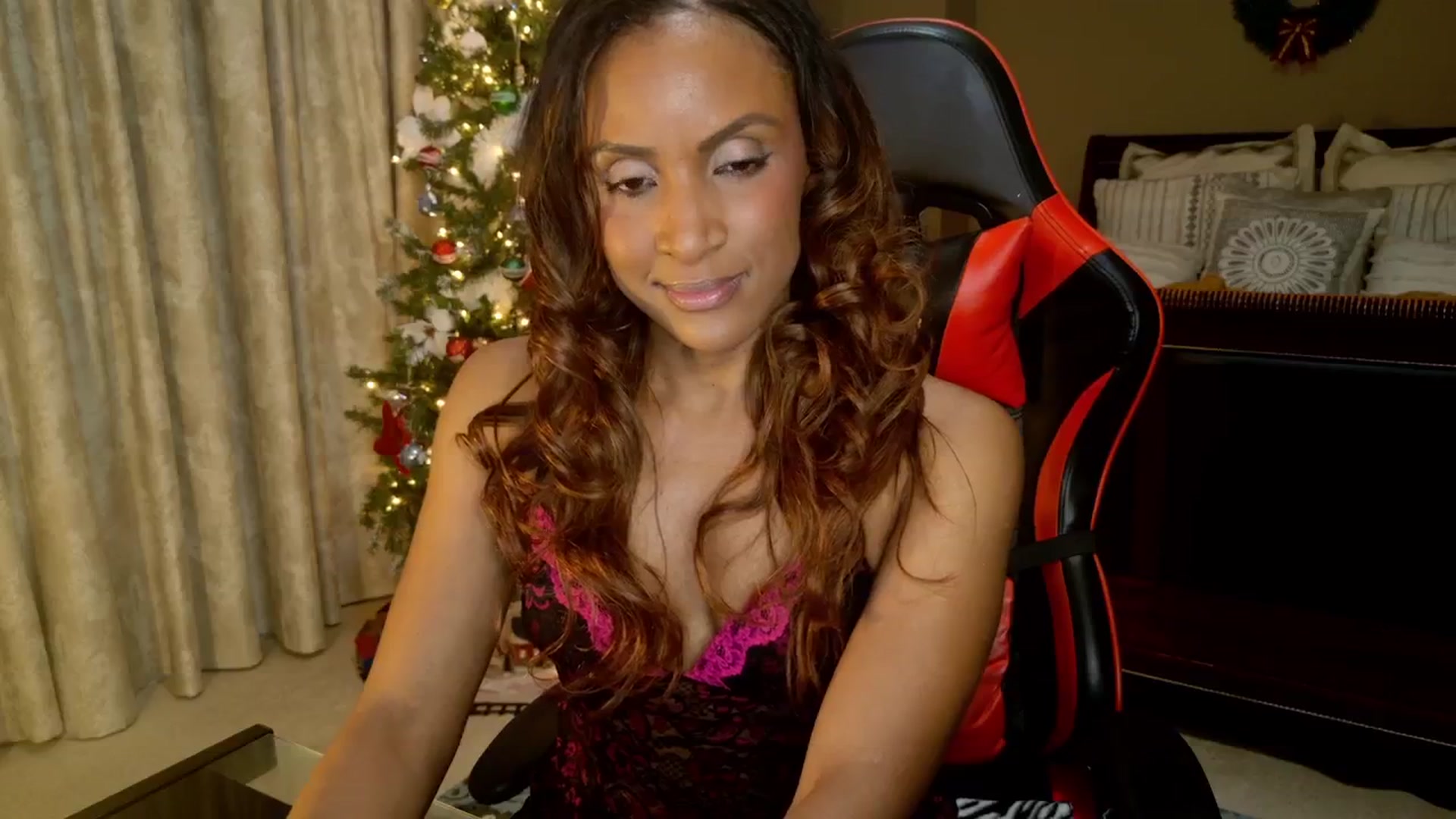 Gallery image thumbnail from Ms_WetNWild's myfreecams stream on, 12/17/2025, 05:09 image 14 of 20