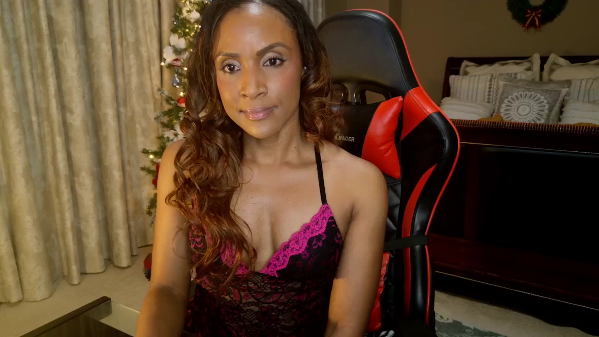 Gallery image thumbnail from Ms_WetNWild's myfreecams stream on, 12/17/2025, 05:21 image 12 of 20
