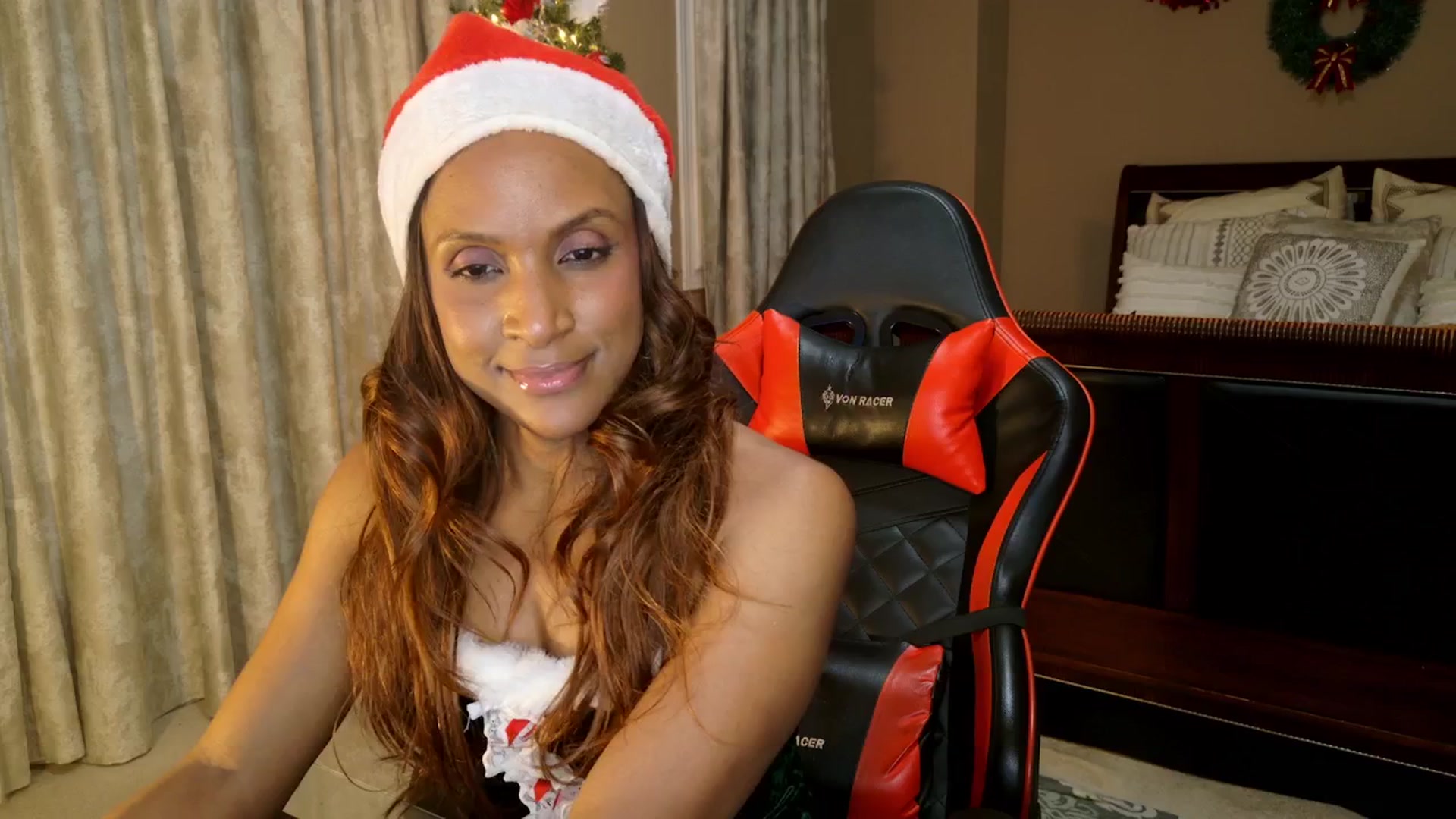Gallery image thumbnail from Ms_WetNWild's myfreecams stream on, 12/22/2025, 05:43 image 1 of 20