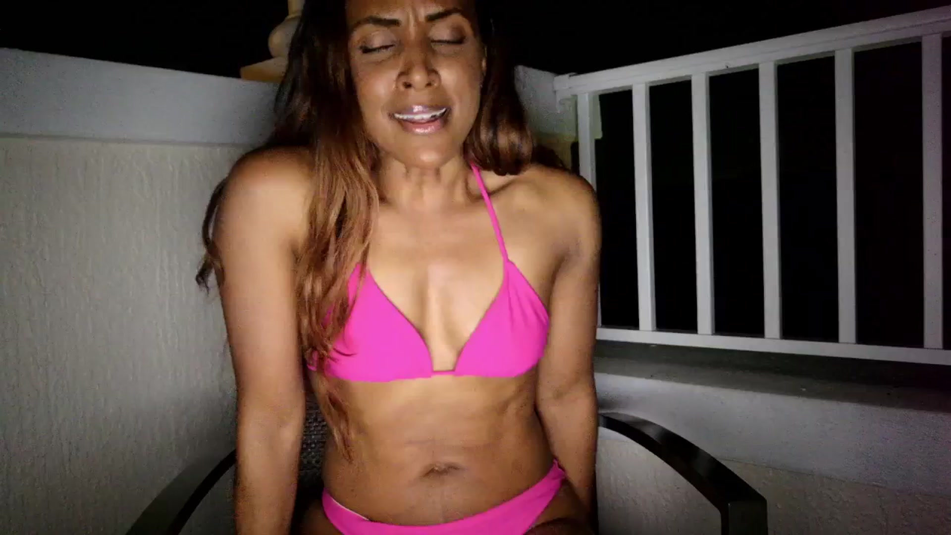 Gallery image thumbnail from Ms_WetNWild's myfreecams stream on, 12/27/2025, 24:42 image 19 of 20