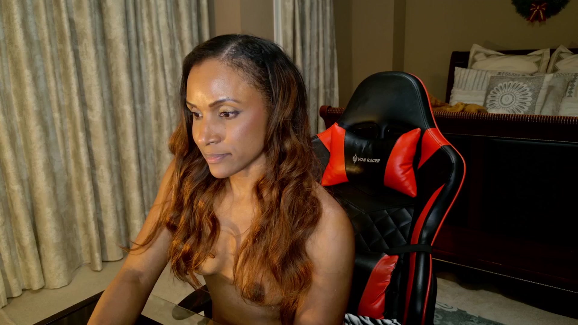Gallery image thumbnail from Ms_WetNWild's myfreecams stream on, 01/04/2026, 03:18 image 7 of 20
