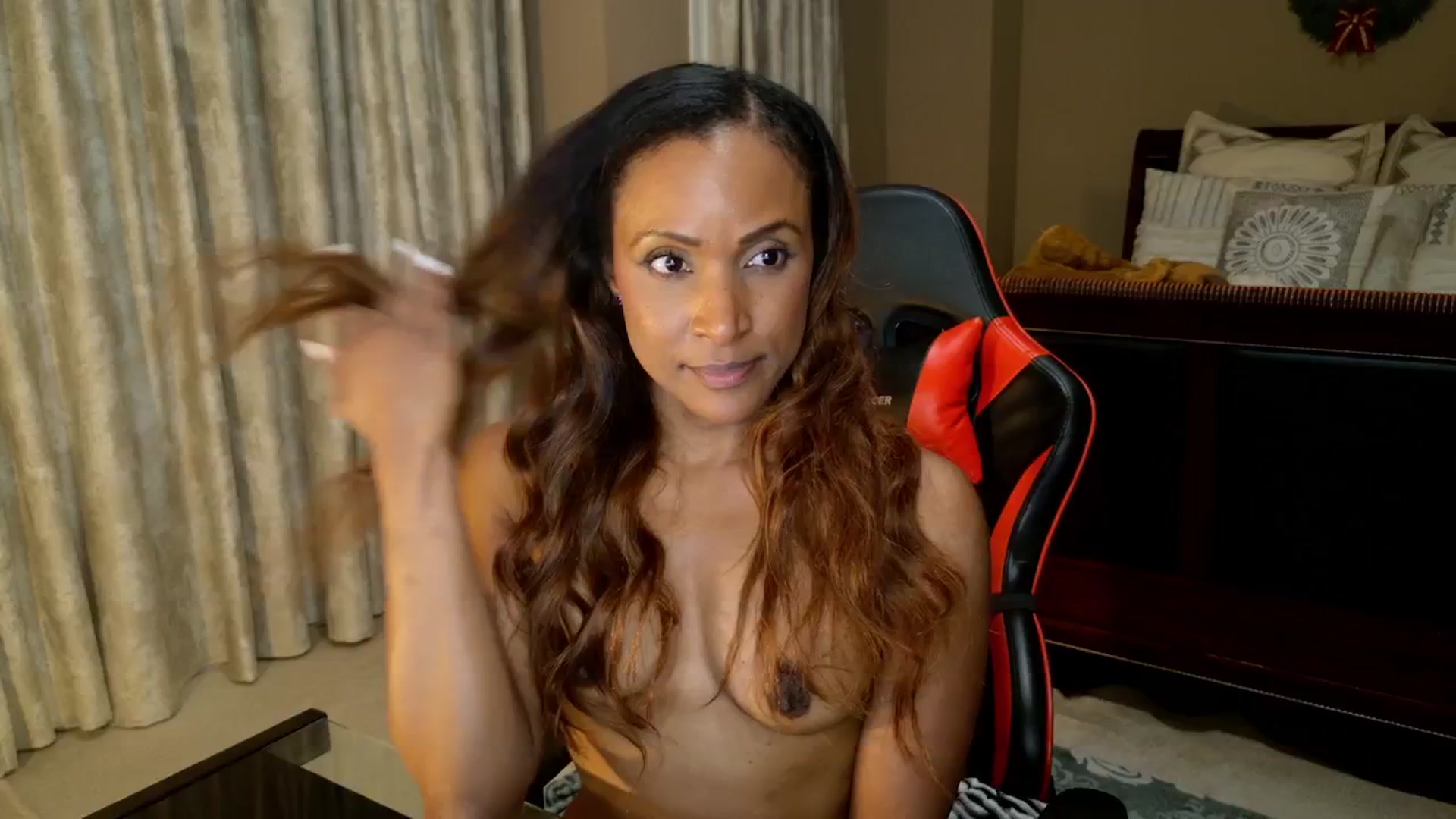 Gallery image thumbnail from Ms_WetNWild's myfreecams stream on, 01/04/2026, 03:18 image 5 of 20