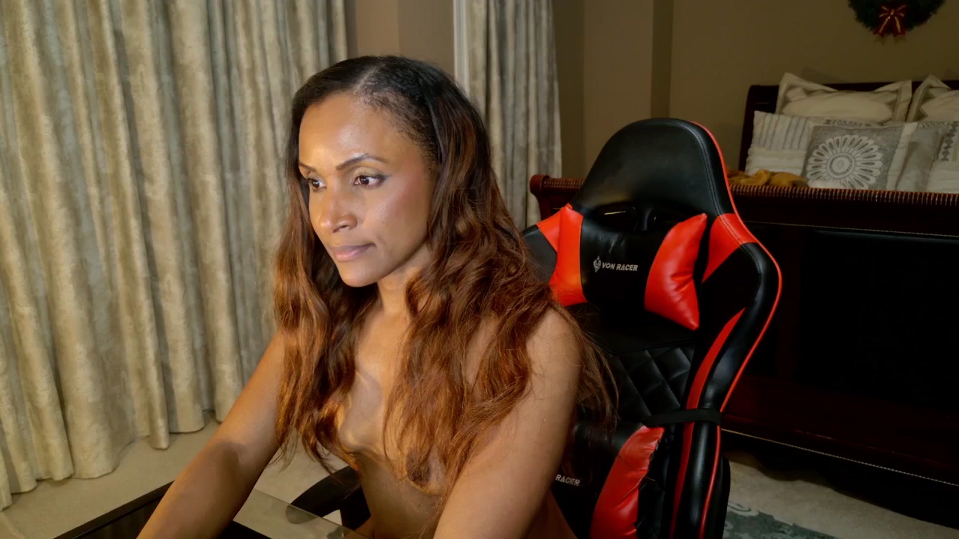 Gallery image thumbnail from Ms_WetNWild's myfreecams stream on, 01/04/2026, 03:18 image 1 of 20