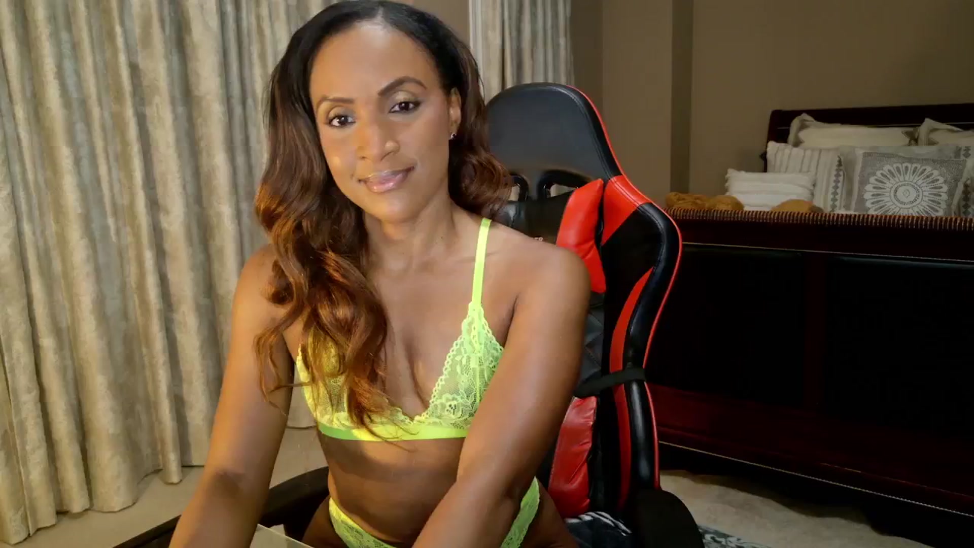 Gallery image thumbnail from Ms_WetNWild's myfreecams stream on, 01/06/2026, 24:06 image 7 of 20