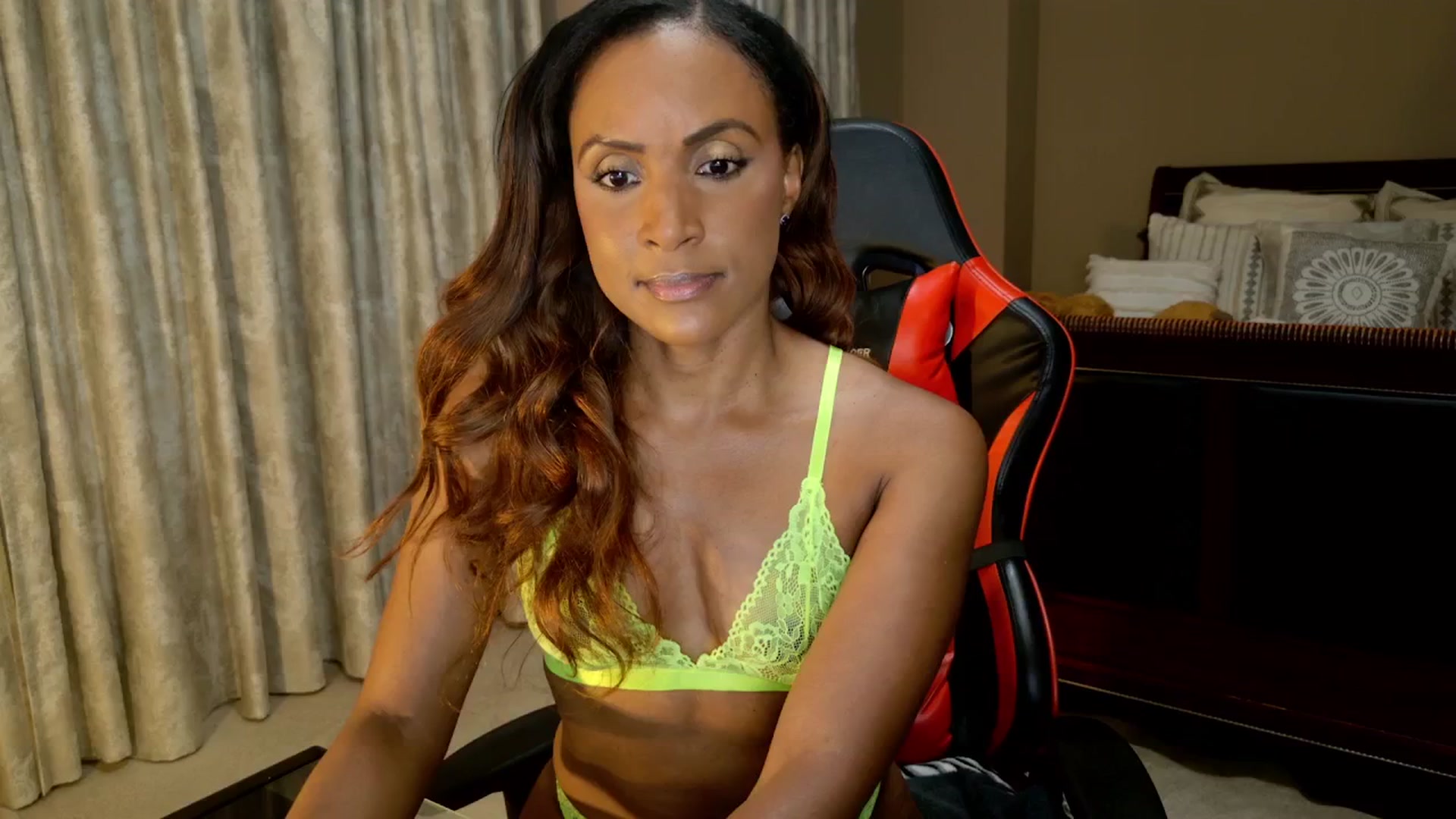 Gallery image thumbnail from Ms_WetNWild's myfreecams stream on, 01/06/2026, 24:06 image 12 of 20