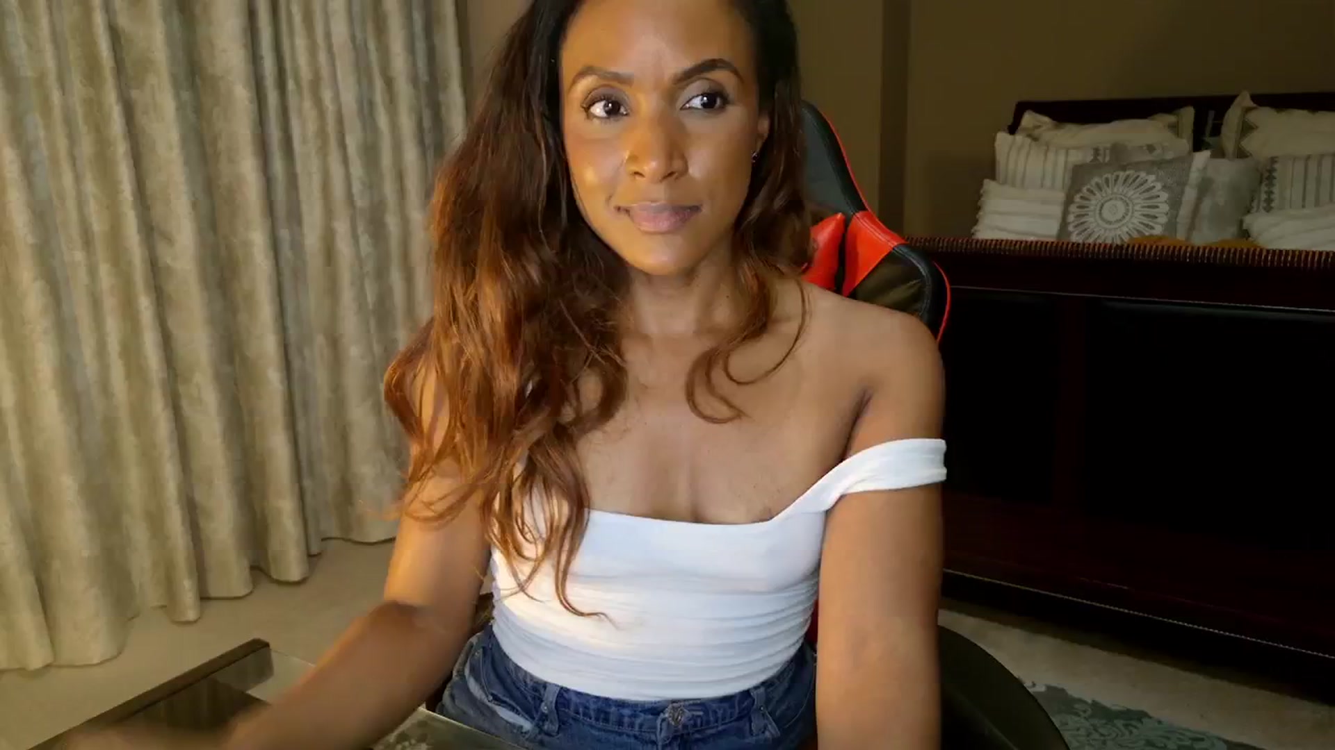 Gallery image thumbnail from Ms_WetNWild's myfreecams stream on, 01/10/2026, 24:43 image 17 of 20