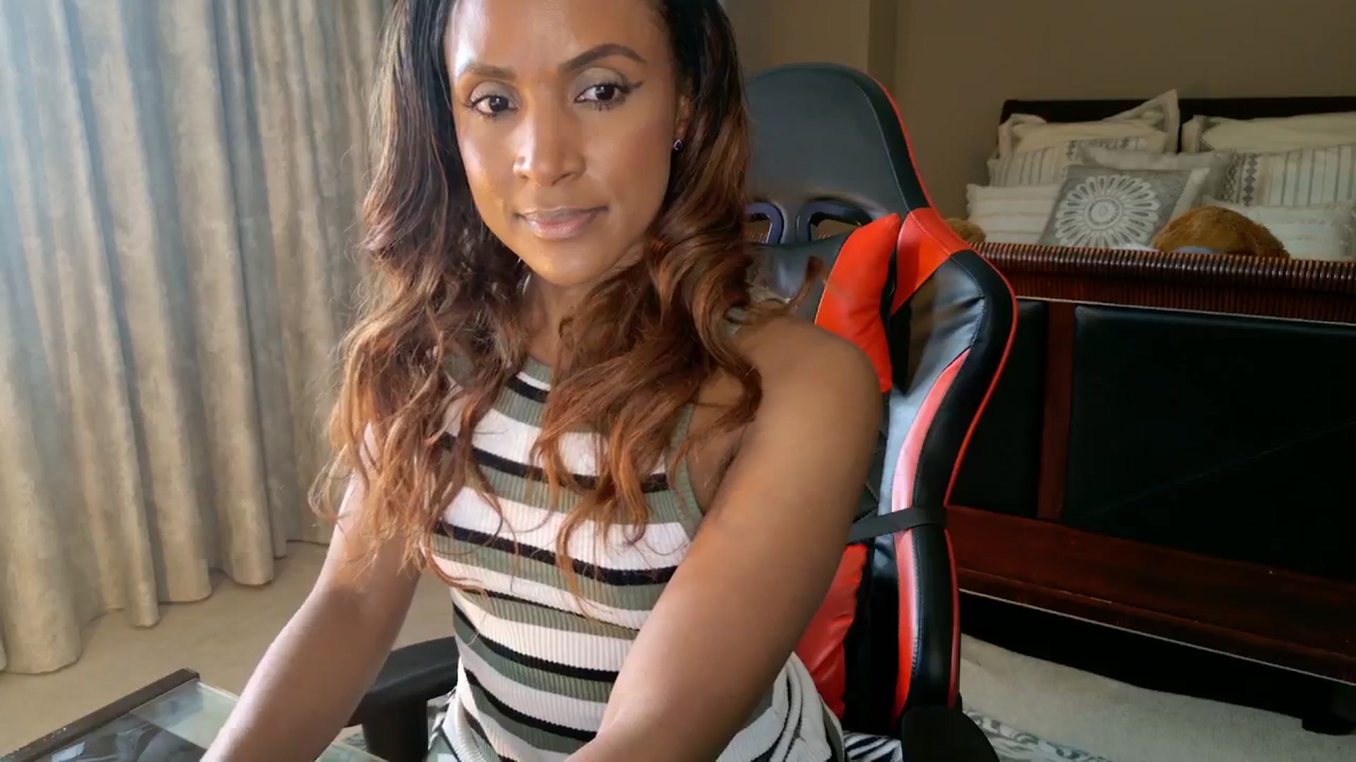 Gallery image thumbnail from Ms_WetNWild's myfreecams stream on, 01/15/2026, 18:21 image 17 of 20