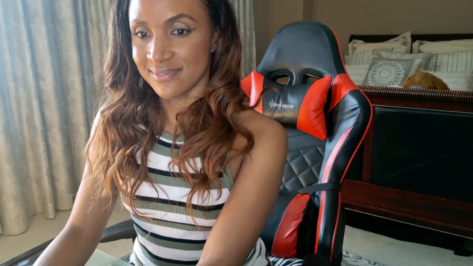 Gallery image thumbnail from Ms_WetNWild's myfreecams stream on, 01/15/2026, 18:21 image 19 of 20