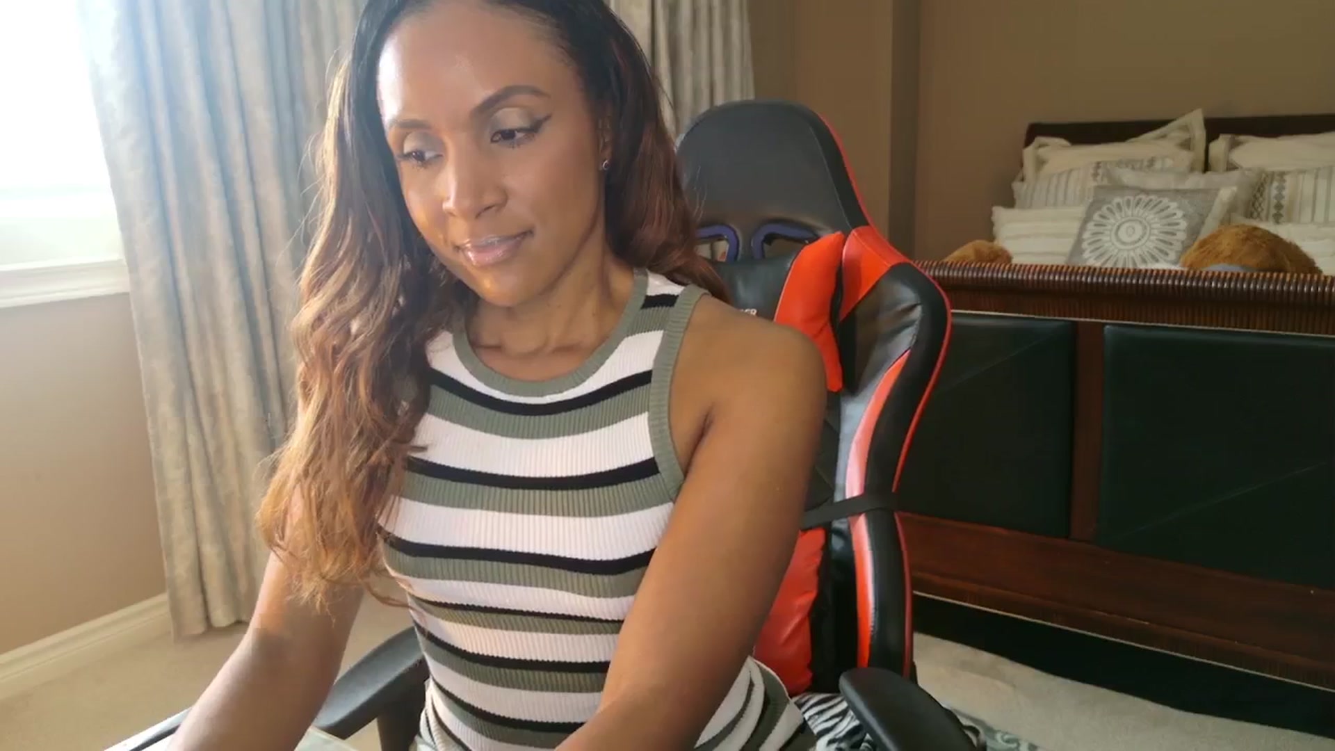 Gallery image thumbnail from Ms_WetNWild's myfreecams stream on, 01/15/2026, 19:37 image 4 of 20