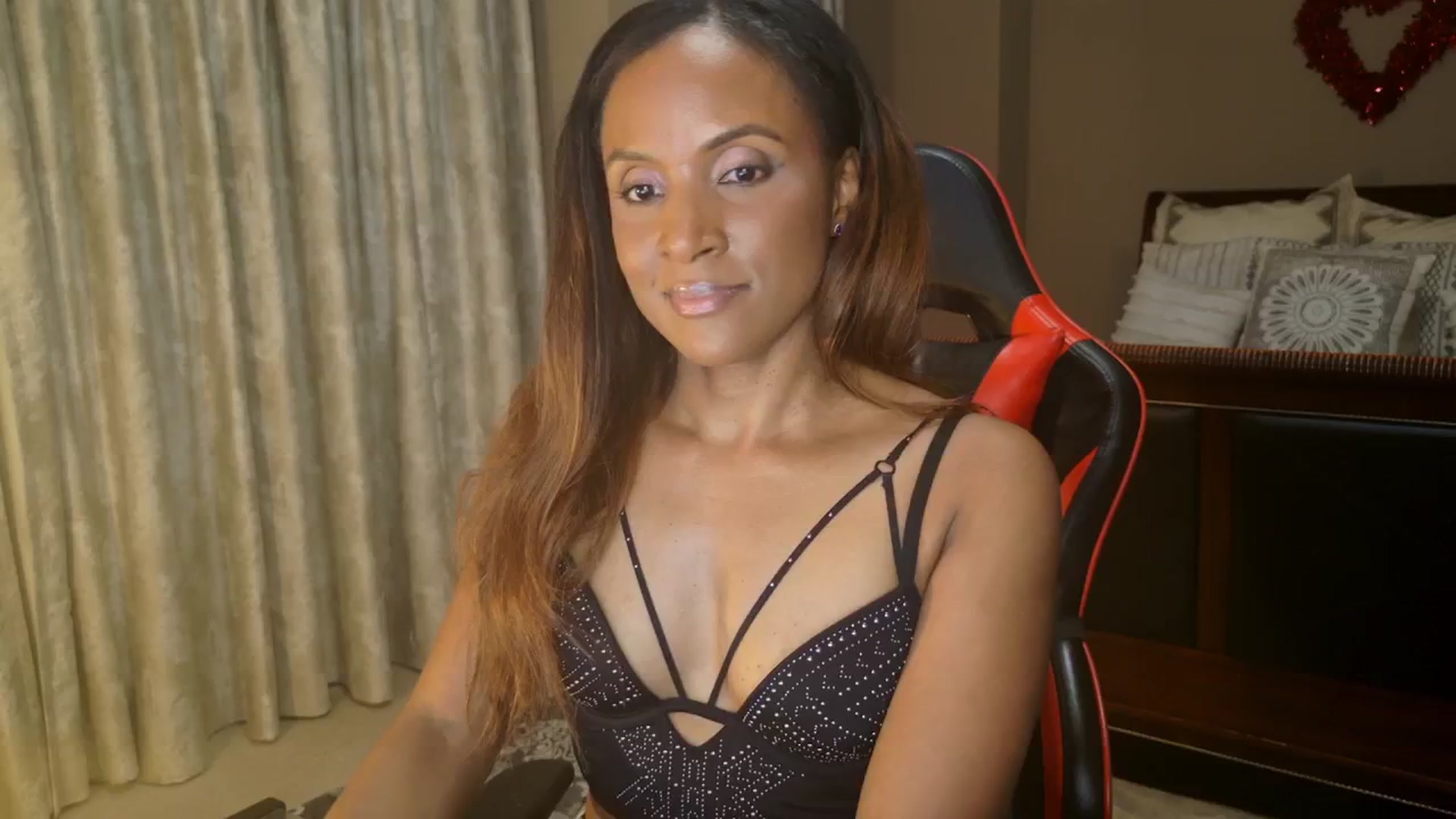 Gallery image thumbnail from Ms_WetNWild's myfreecams stream on, 01/31/2026, 24:37 image 14 of 20