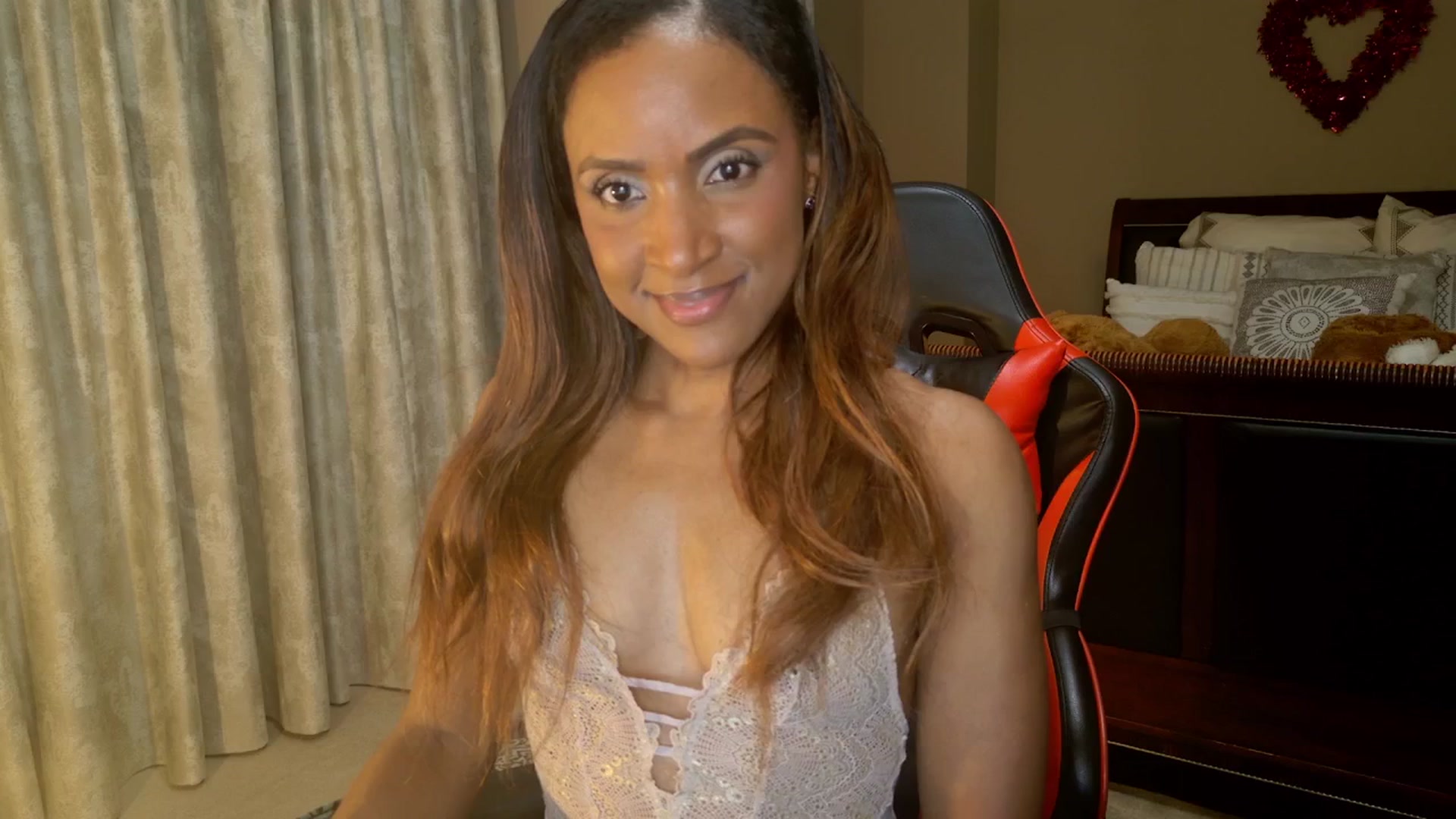 Gallery image thumbnail from Ms_WetNWild's myfreecams stream on, 02/01/2026, 04:57 image 2 of 20