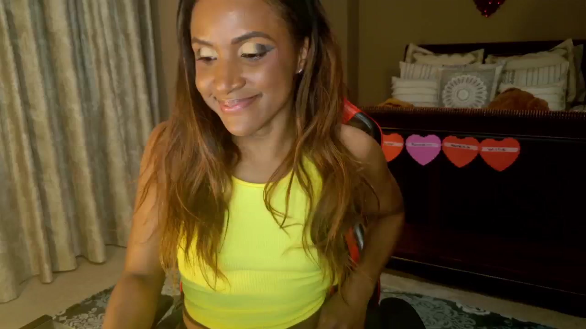 Gallery image thumbnail from Ms_WetNWild's myfreecams stream on, 02/05/2026, 04:27 image 6 of 20
