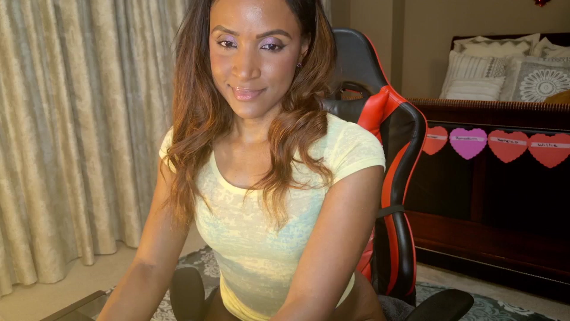Gallery image thumbnail from Ms_WetNWild's myfreecams stream on, 02/06/2026, 18:16 image 1 of 20